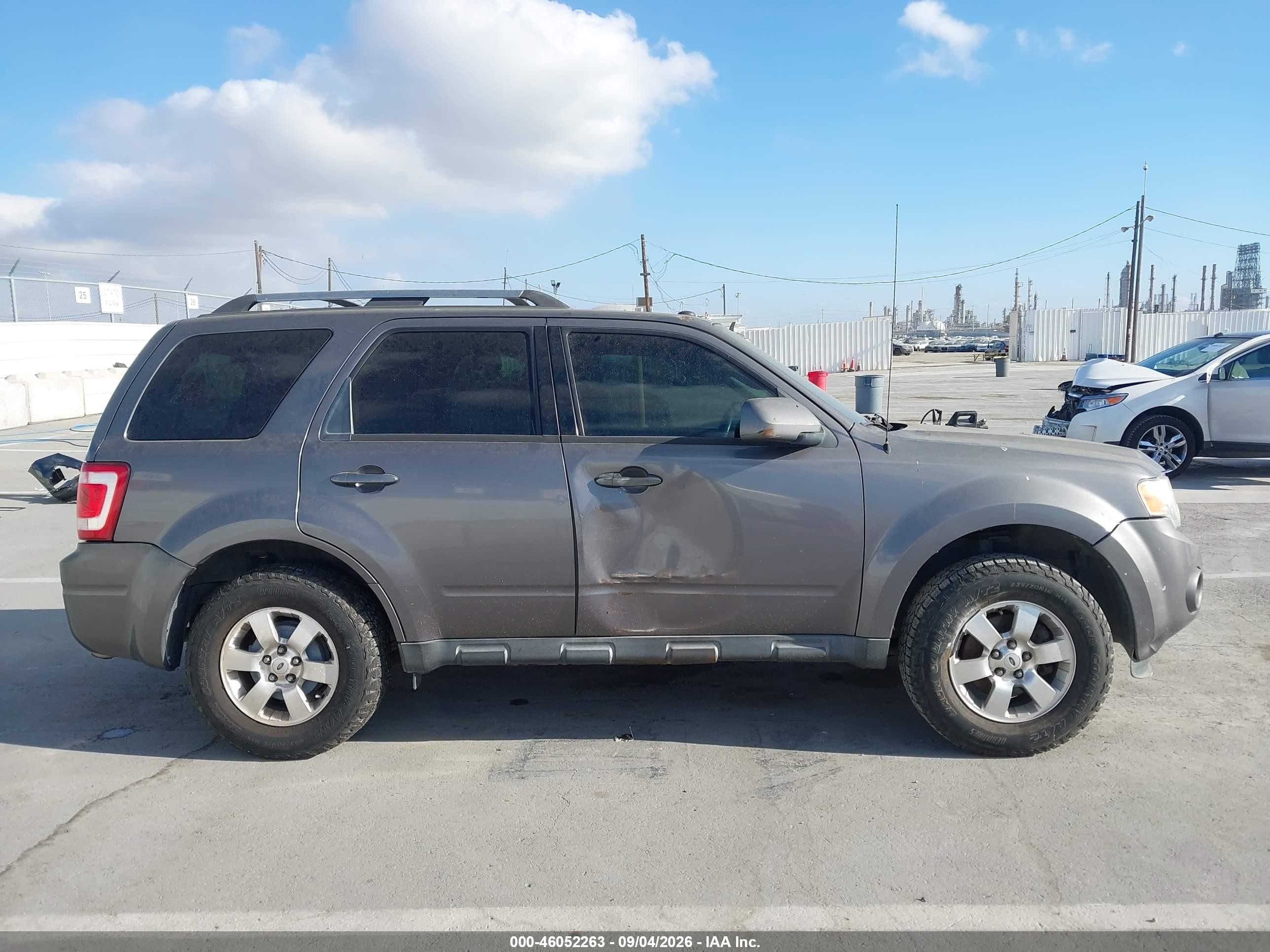 2011 Ford Escape Limited Gray vin: 1FMCU0E70BKB00092