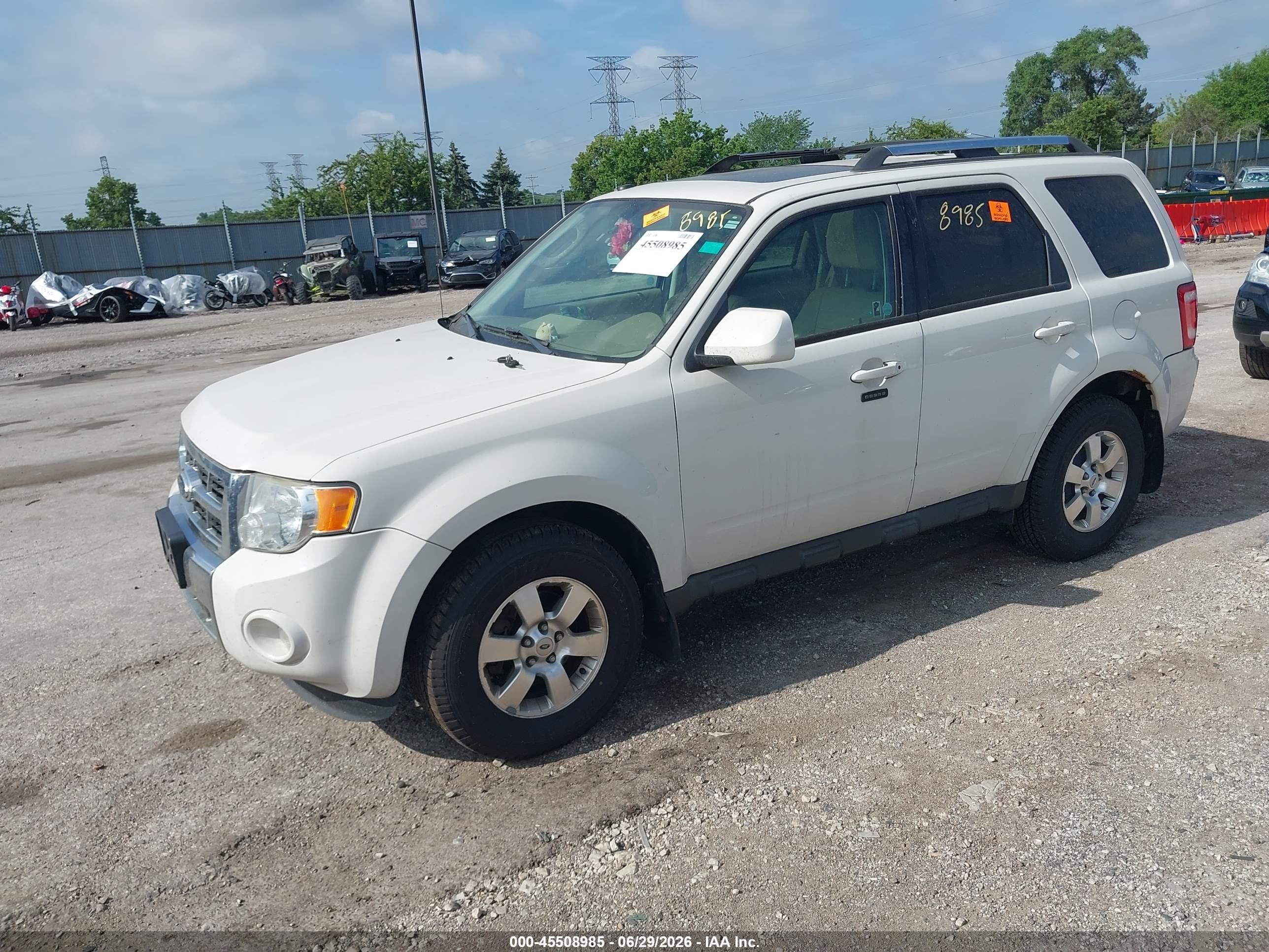 2011 Ford Escape Limited White vin: 1FMCU0E70BKB20567