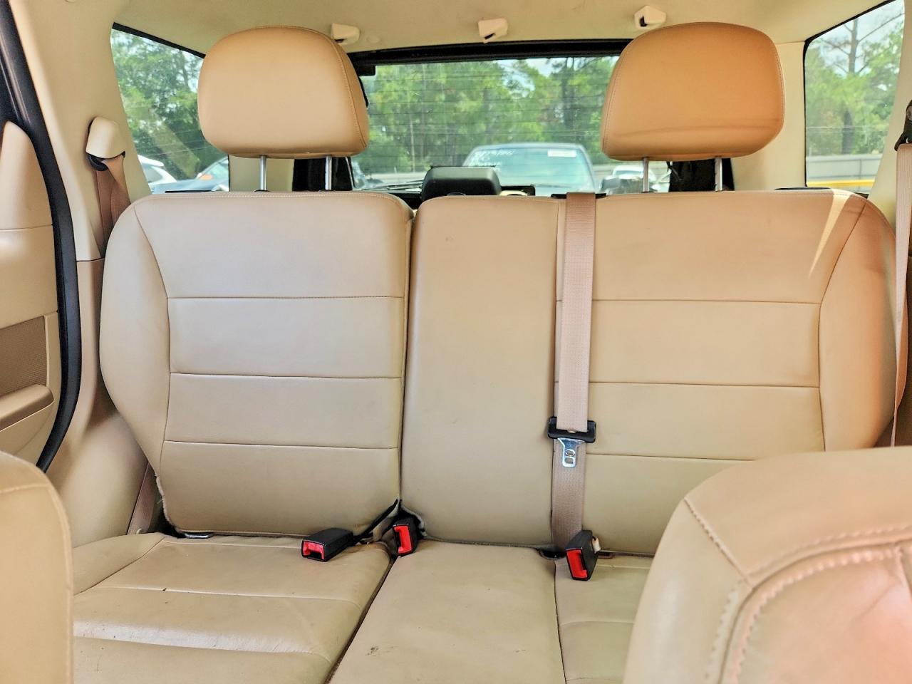 2011 Ford Escape Limited Черный vin: 1FMCU0E70BKB36106