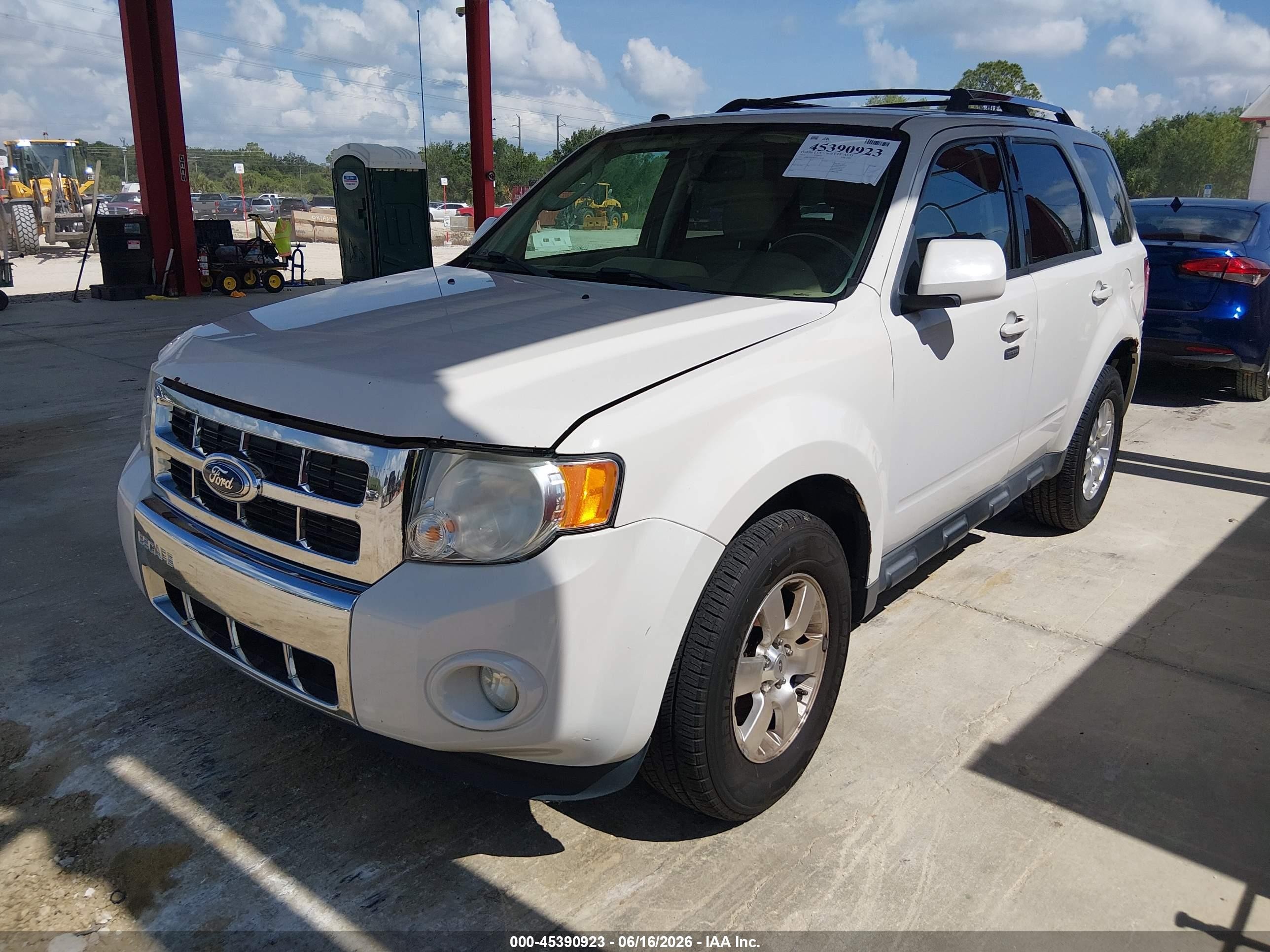 2012 Ford Escape Limited Белый vin: 1FMCU0E70CKA74076