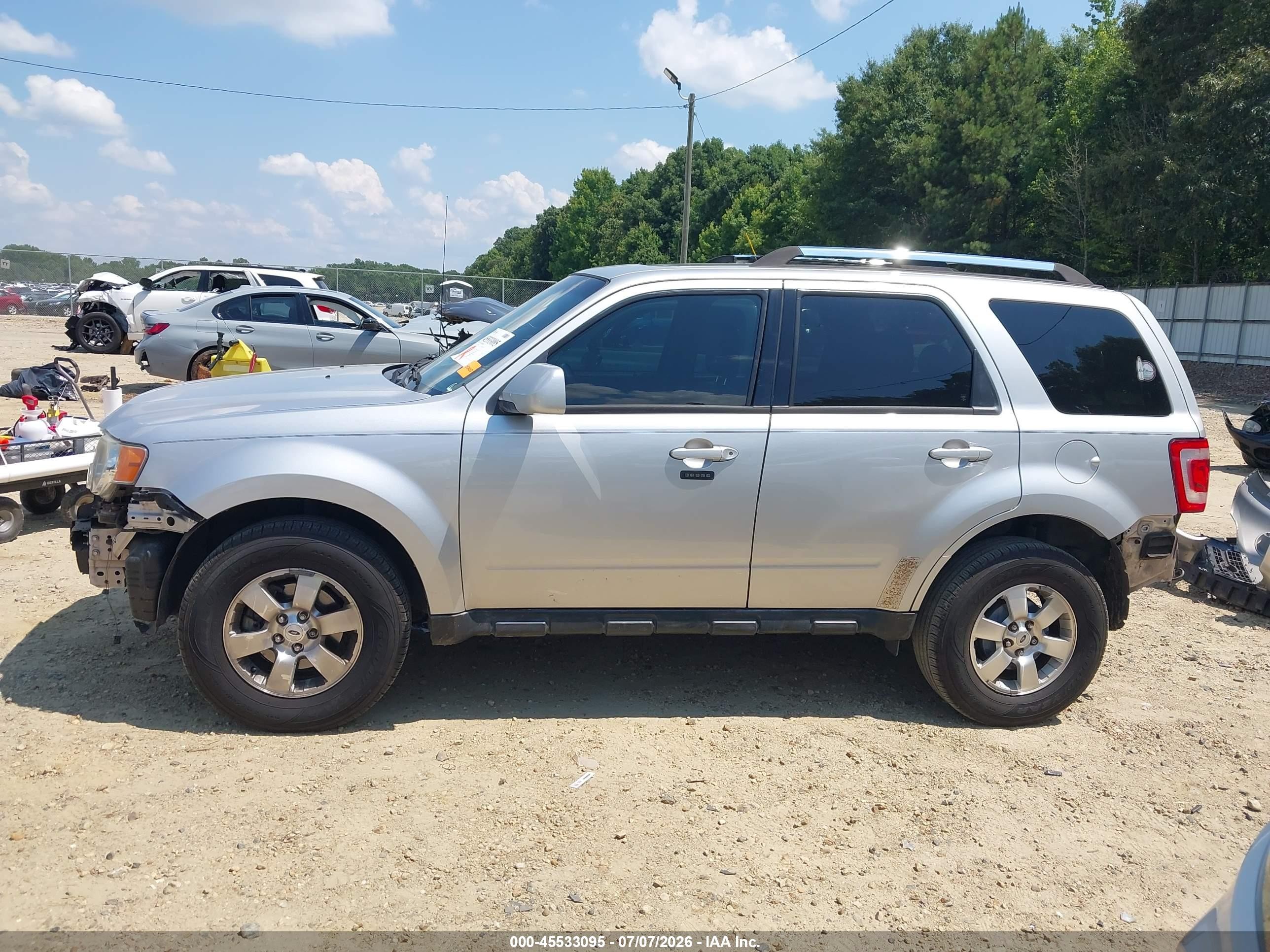 2010 Ford Escape Limited Silver vin: 1FMCU0E71AKC83016