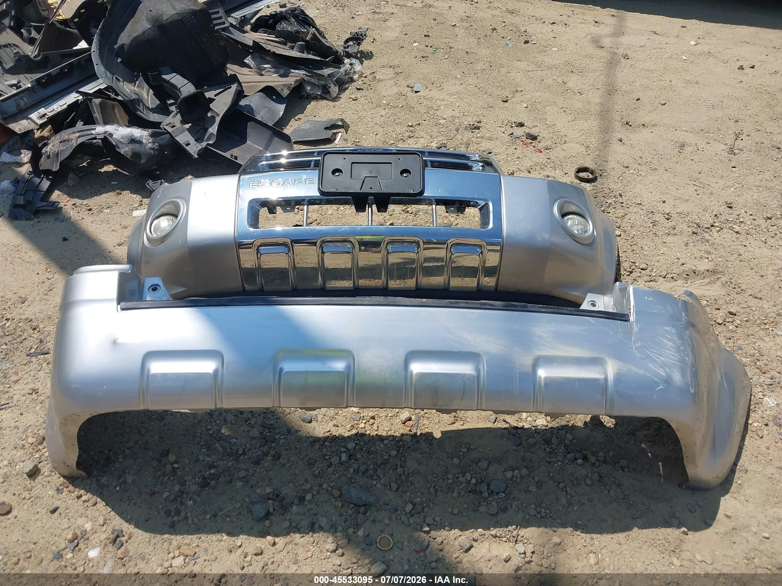 2010 Ford Escape Limited Silver vin: 1FMCU0E71AKC83016