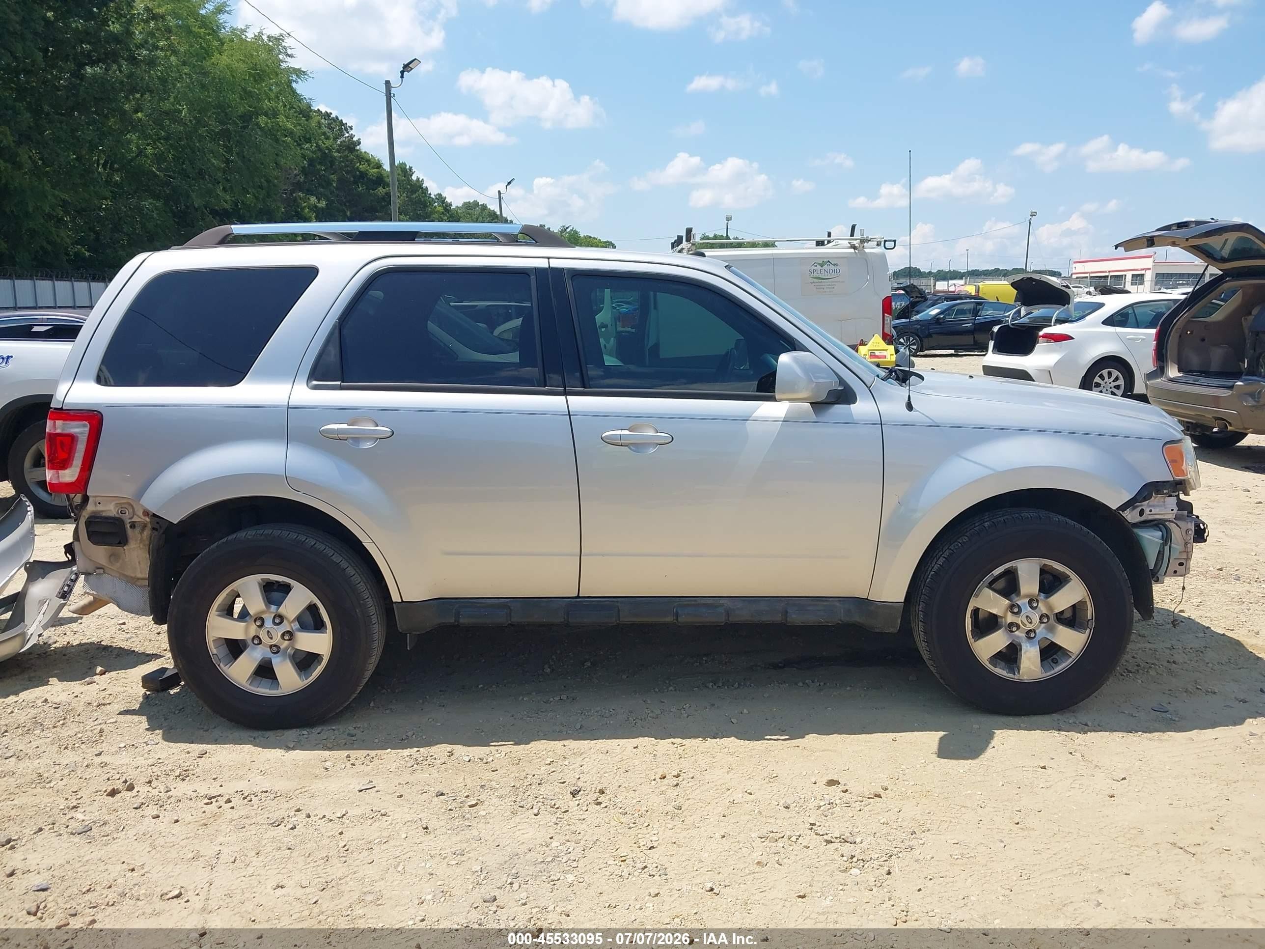 2010 Ford Escape Limited Silver vin: 1FMCU0E71AKC83016