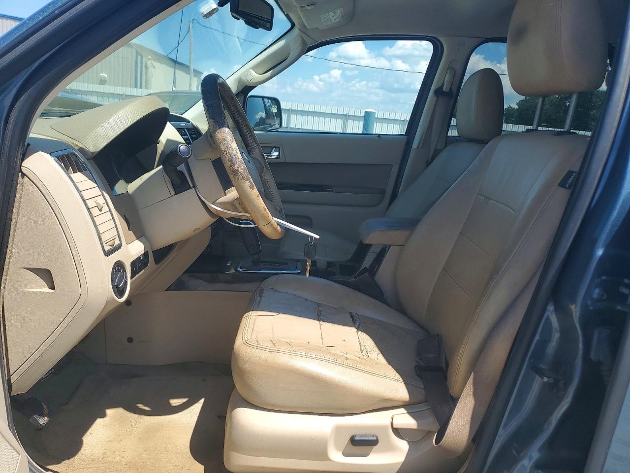 2011 Ford Escape Blue vin: 1FMCU0E71BKA78538