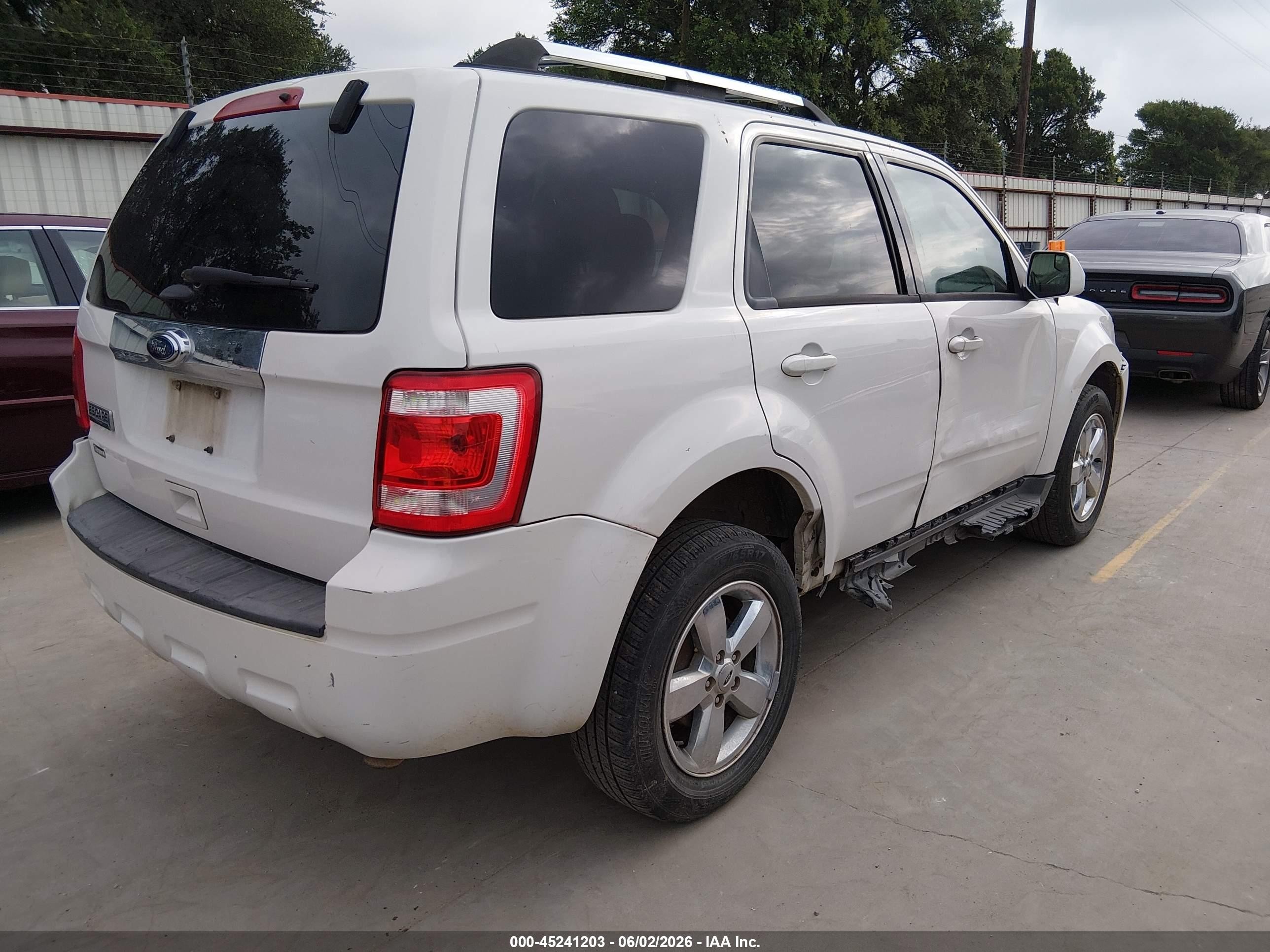 2011 Ford Escape Limited White vin: 1FMCU0E71BKC62684