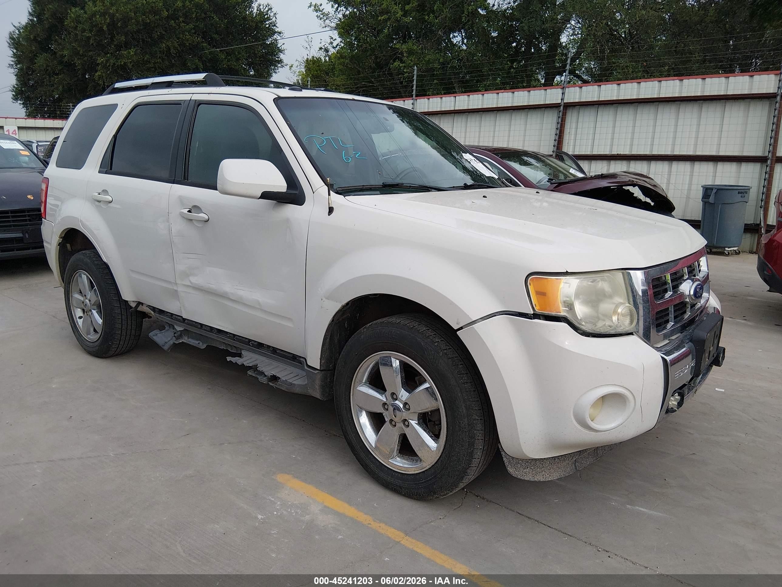 2011 Ford Escape Limited White vin: 1FMCU0E71BKC62684