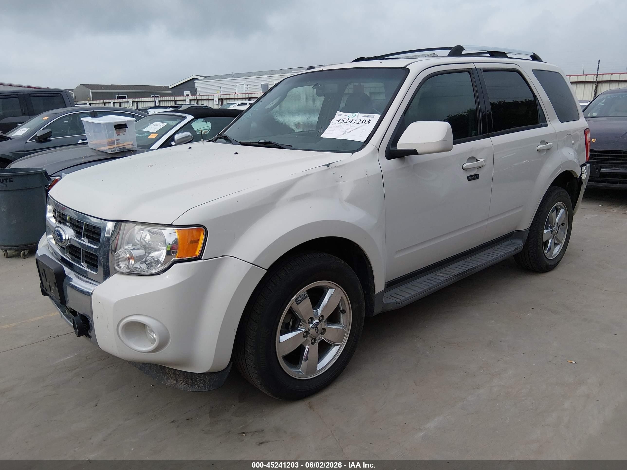 2011 Ford Escape Limited White vin: 1FMCU0E71BKC62684