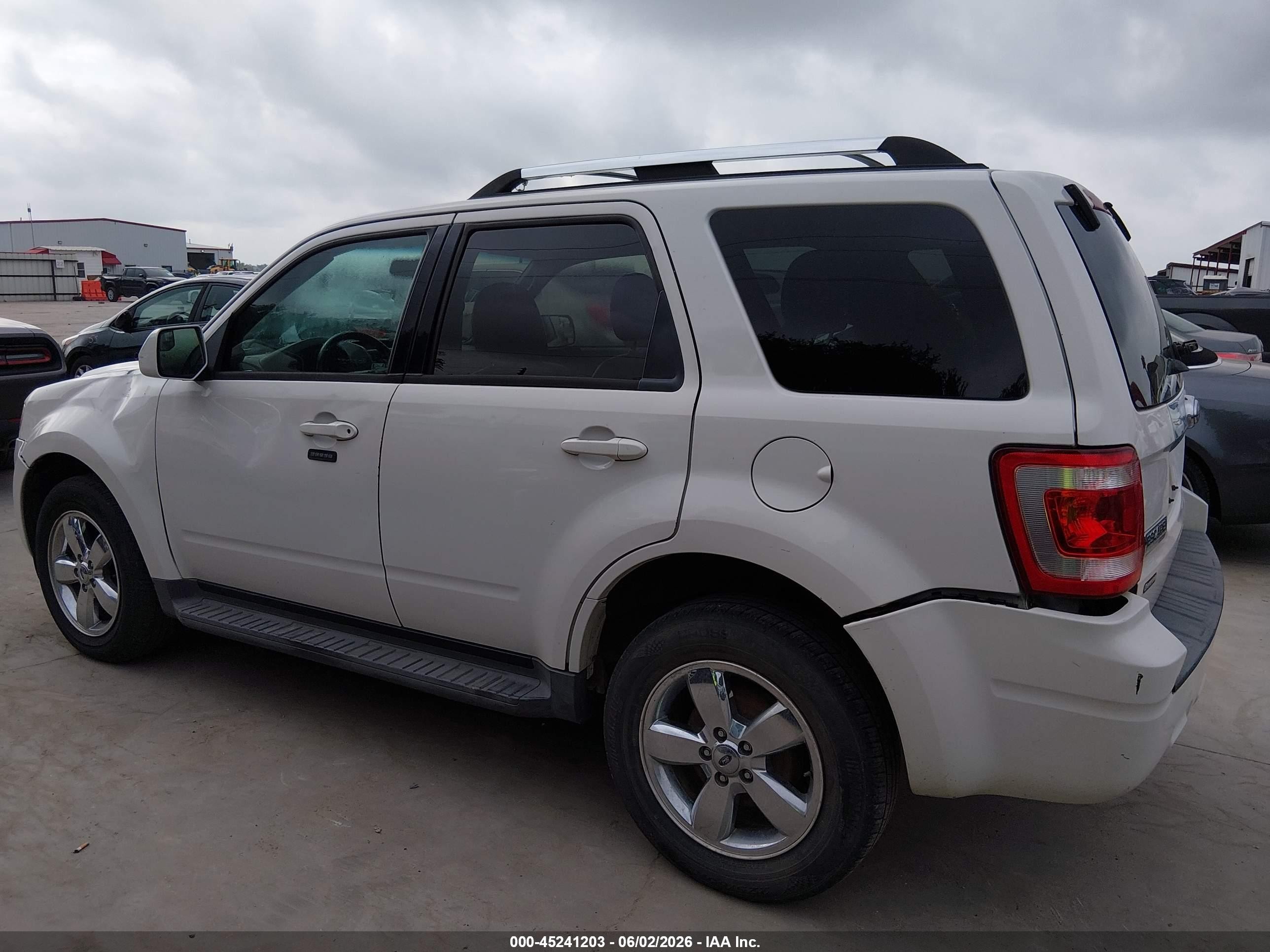 2011 Ford Escape Limited White vin: 1FMCU0E71BKC62684