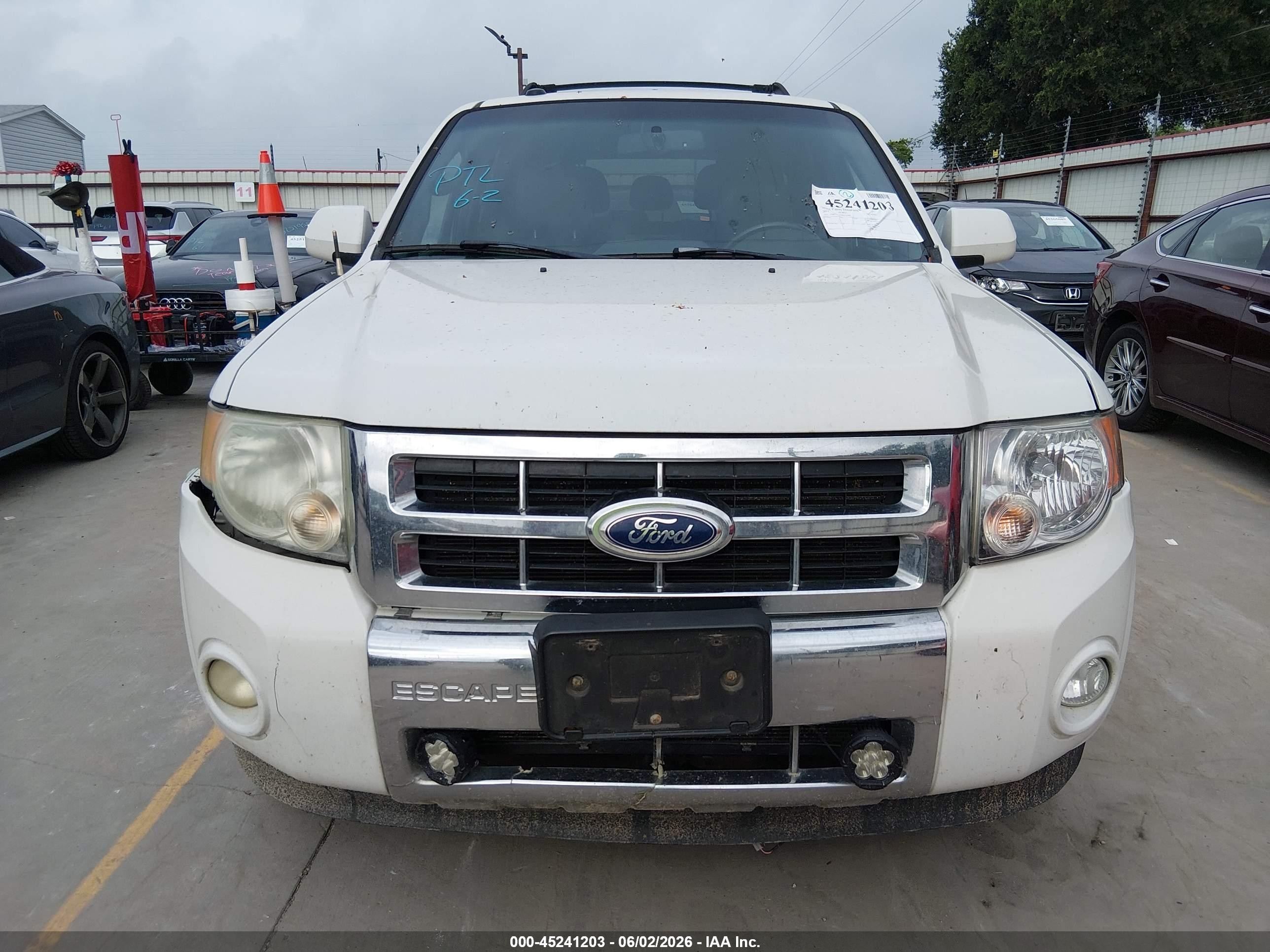 2011 Ford Escape Limited White vin: 1FMCU0E71BKC62684