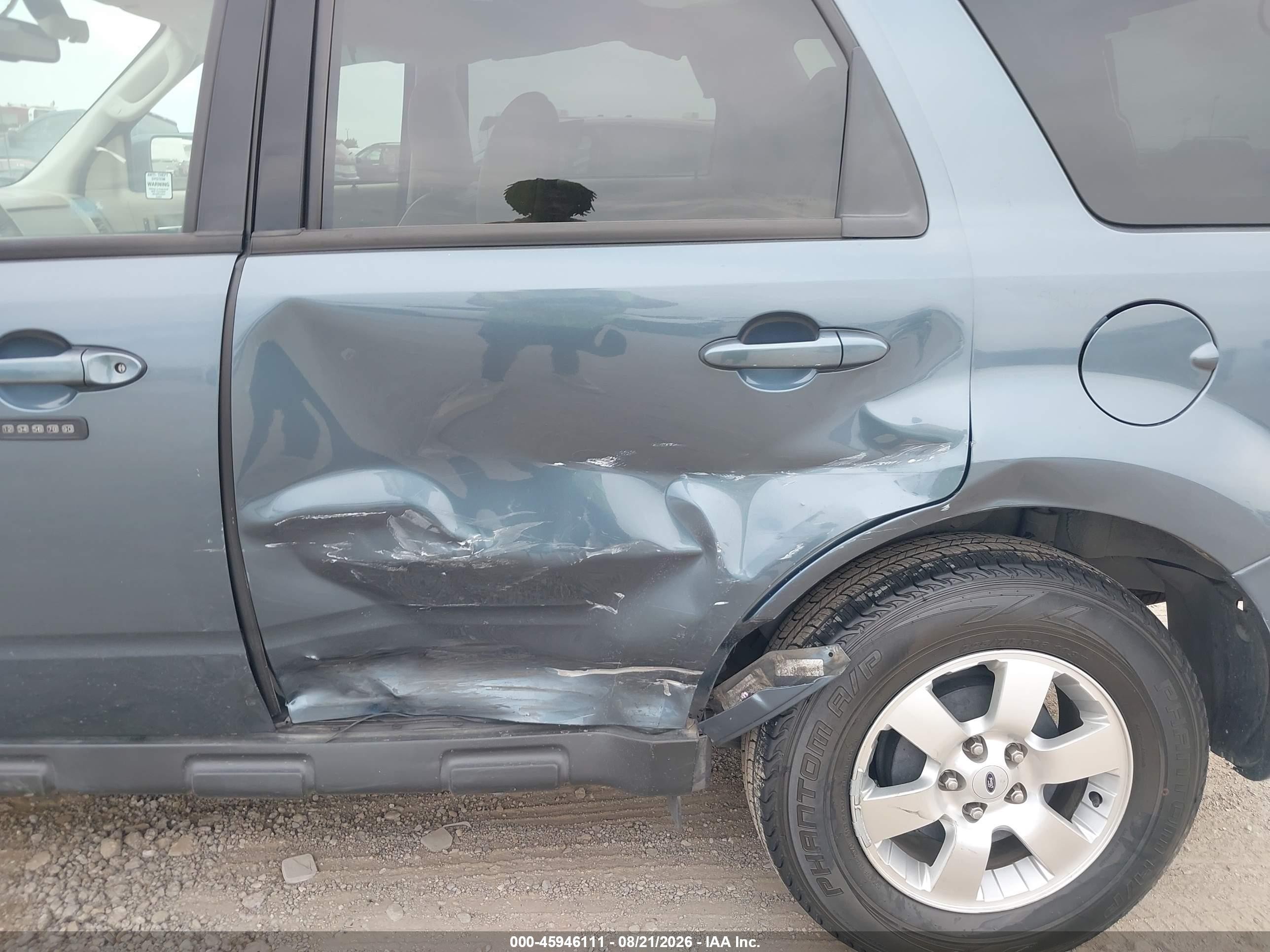 2011 Ford Escape Limited Синий vin: 1FMCU0E72BKA92576