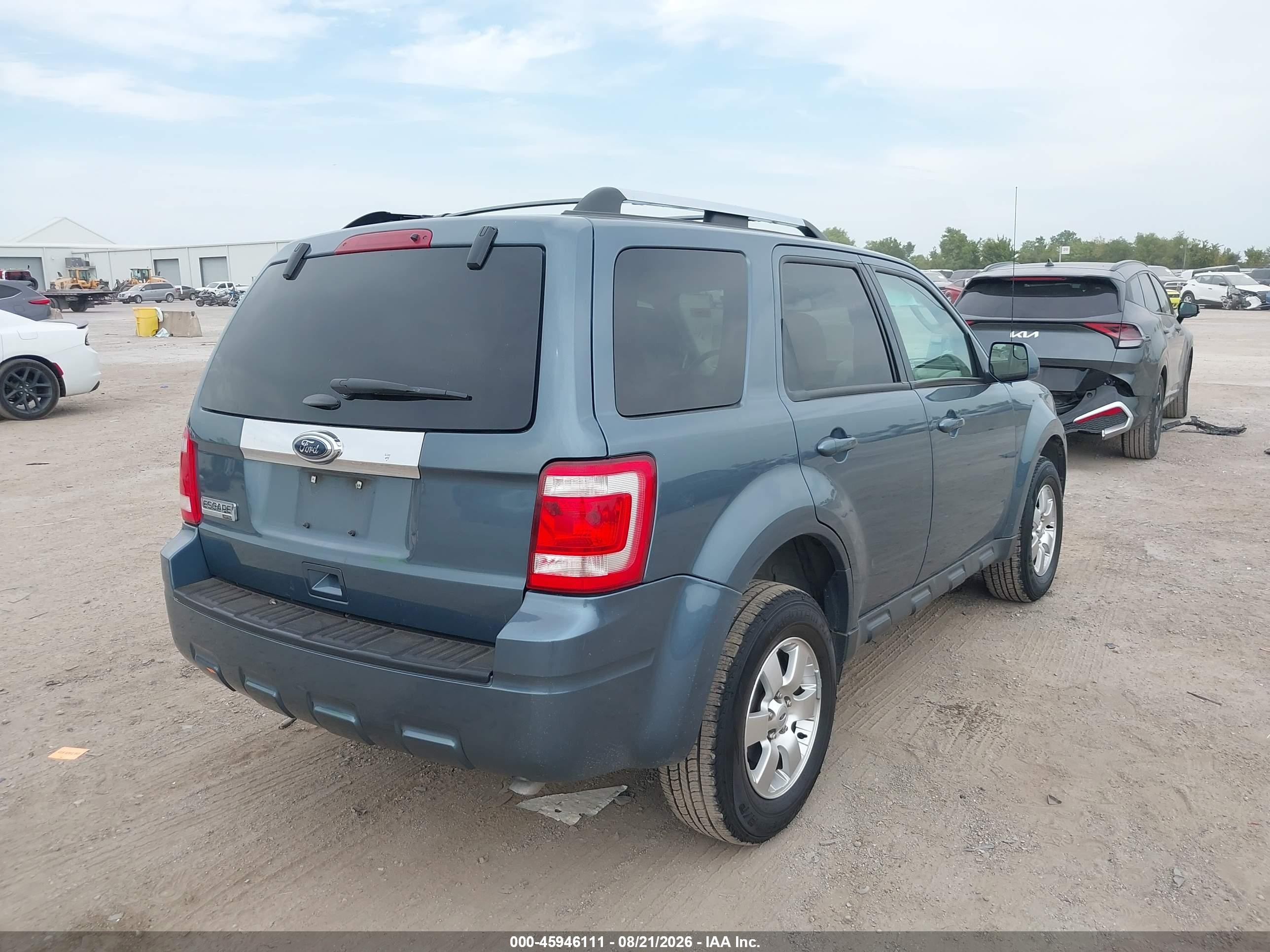 2011 Ford Escape Limited Синий vin: 1FMCU0E72BKA92576