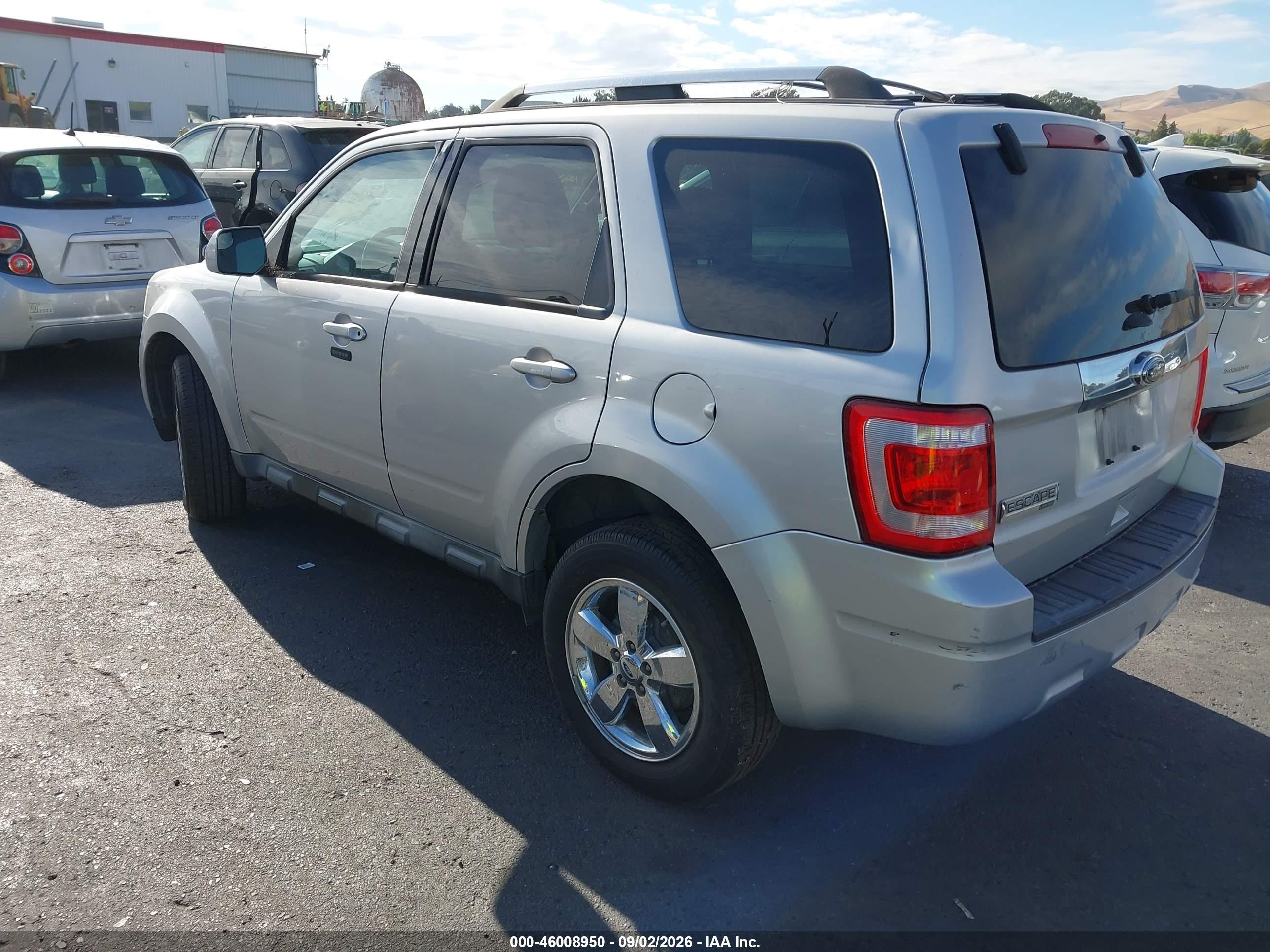 2011 Ford Escape Limited Silver vin: 1FMCU0E72BKB98364