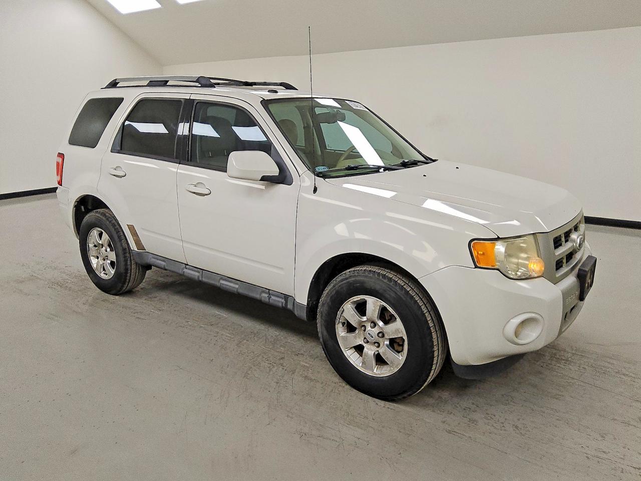 2012 Ford Escape Limited White vin: 1FMCU0E72CKC47953