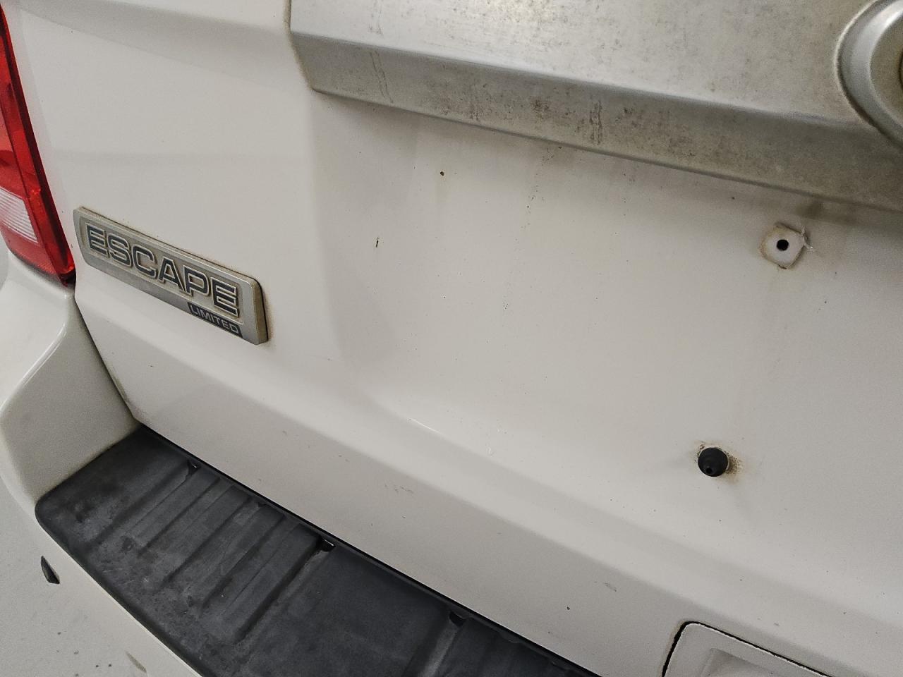 2012 Ford Escape Limited White vin: 1FMCU0E72CKC47953 Damage: Lift Gate, Chipped, 2