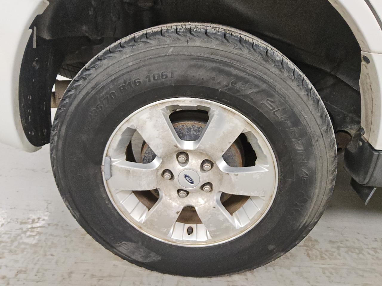 2012 Ford Escape Limited White vin: 1FMCU0E72CKC47953 Damage: Right Rear Wheel, Corrosion, > 12 Inches