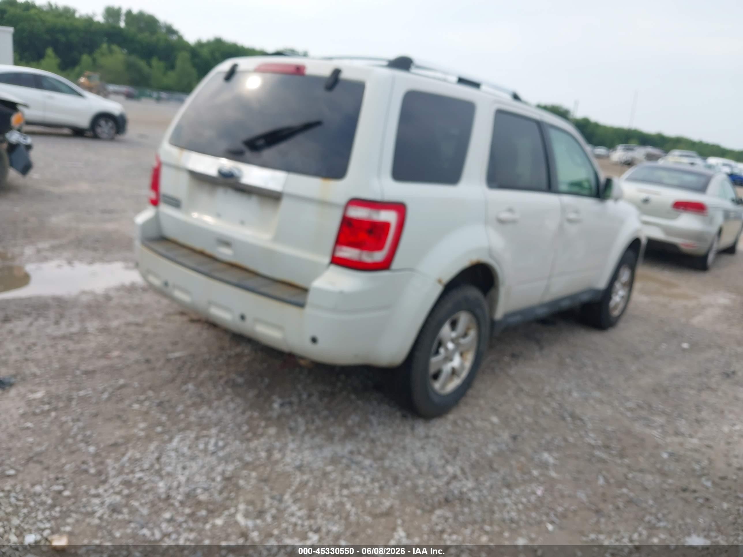 2011 Ford Escape Limited White vin: 1FMCU0E73BKB02497