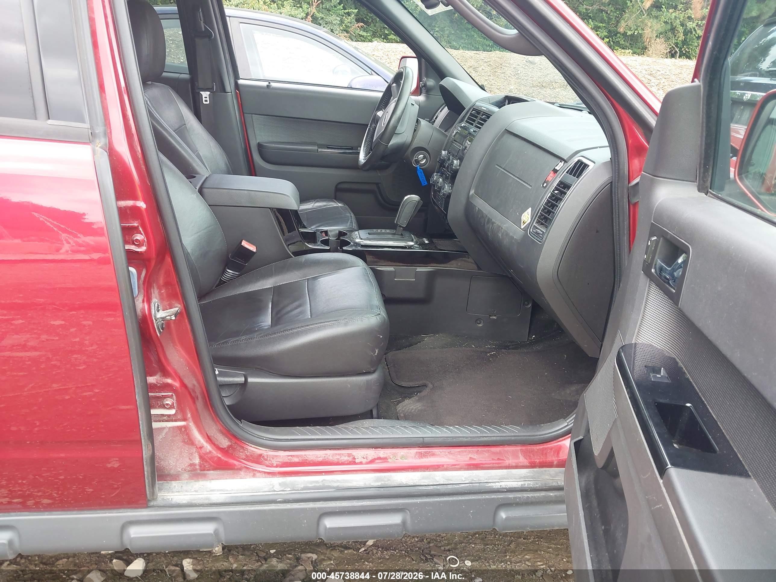 2012 Ford Escape Limited Красный vin: 1FMCU0E73CKC41725