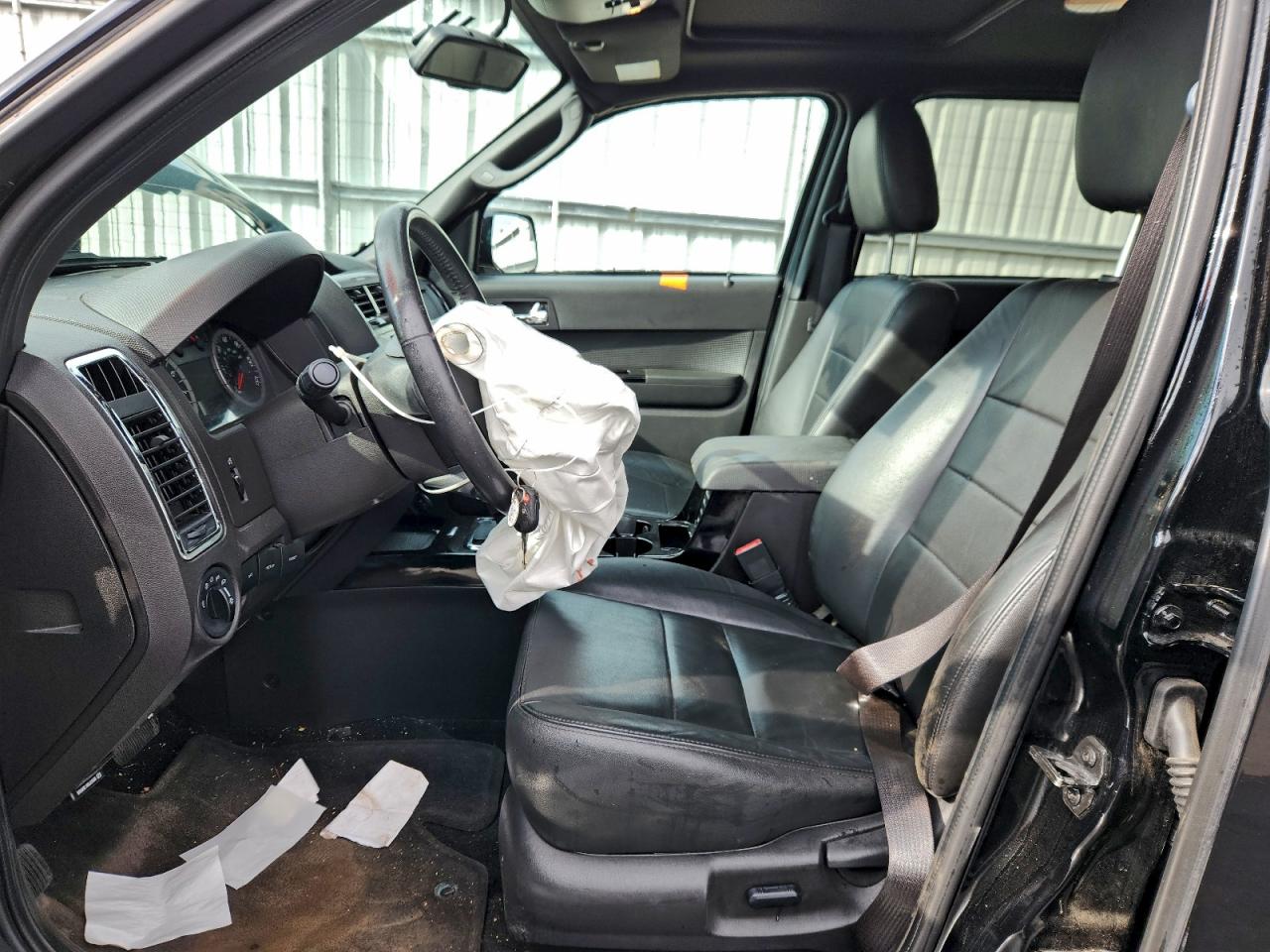 2010 Ford Escape Limited Черный vin: 1FMCU0E74AKB75831