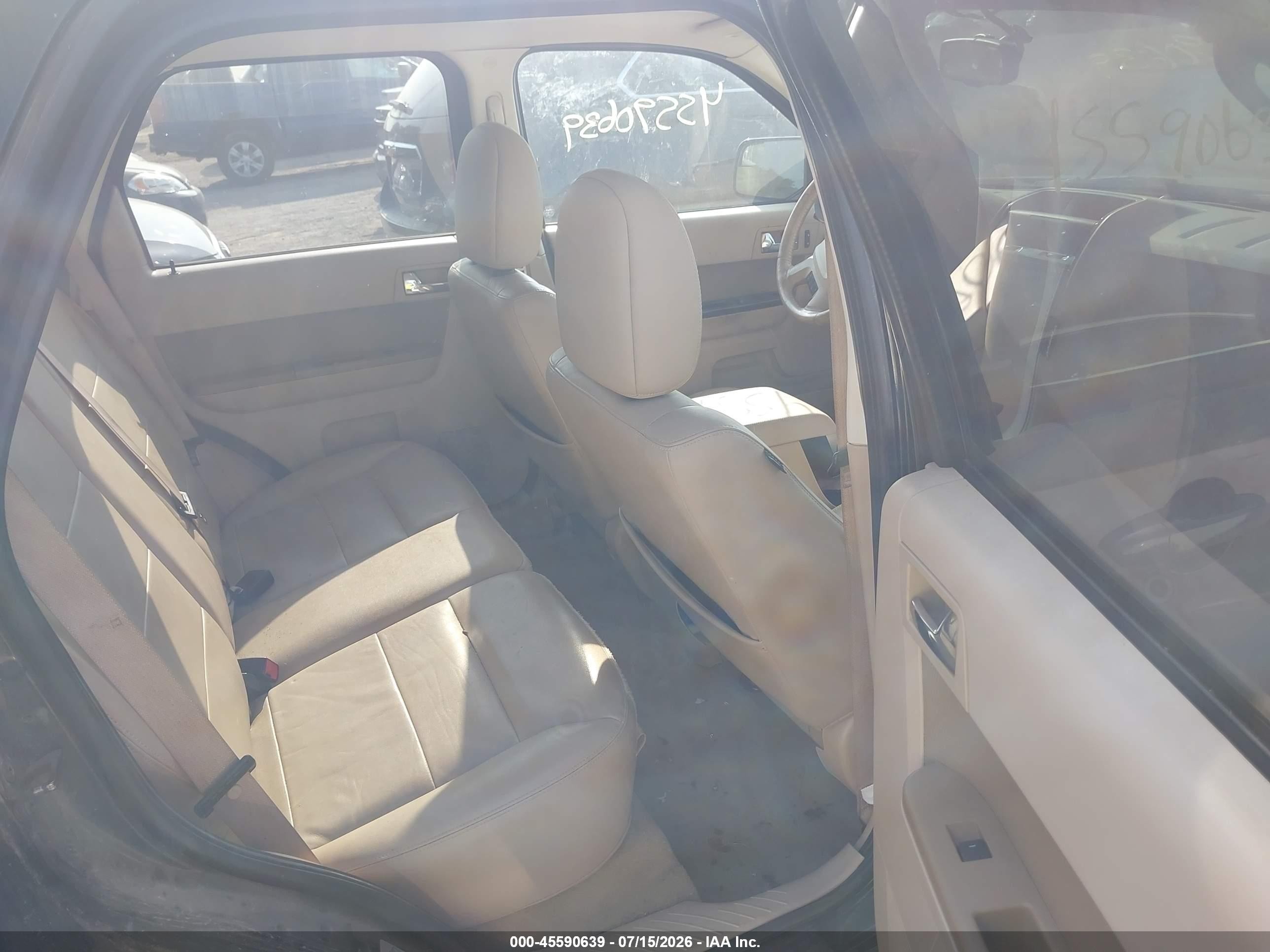 2011 Ford Escape Limited Черный vin: 1FMCU0E74BKA92093