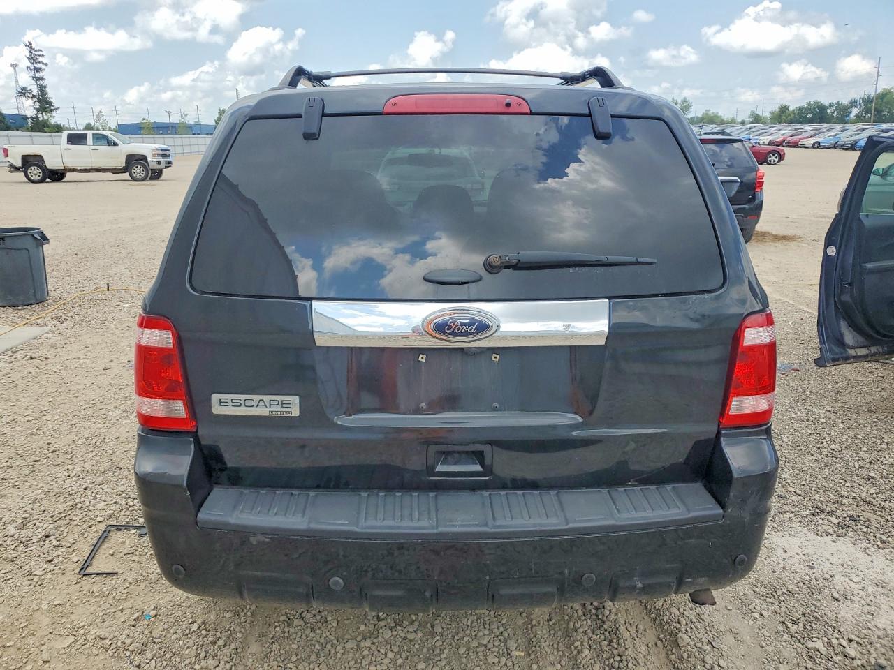 2012 Ford Escape Limited Черный vin: 1FMCU0E74CKA43638