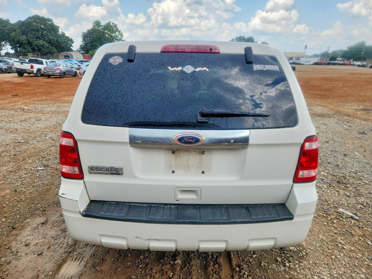 2011 Ford Escape Limited White vin: 1FMCU0E75BKA63363