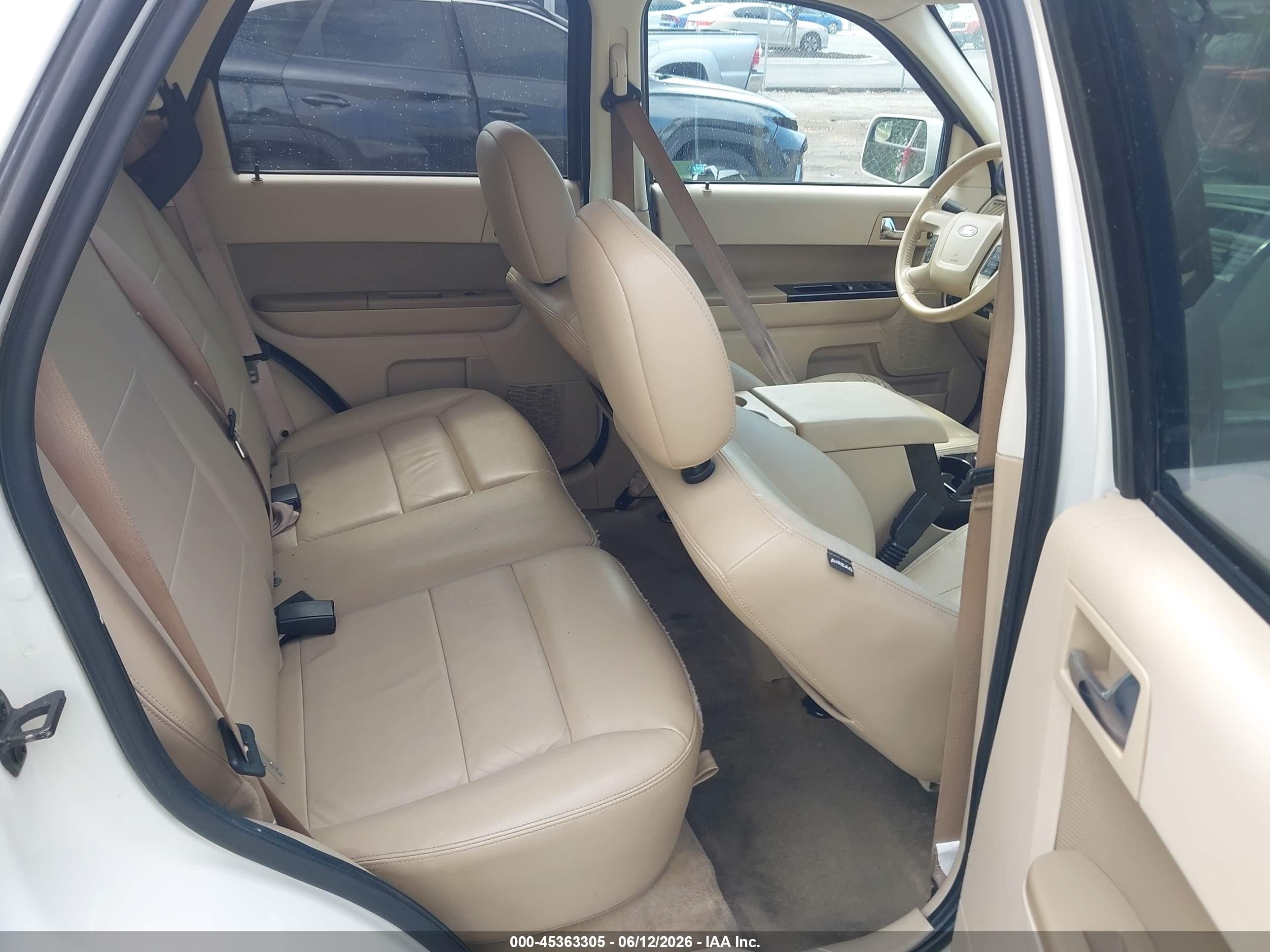 2012 Ford Escape Limited White vin: 1FMCU0E75CKC01484