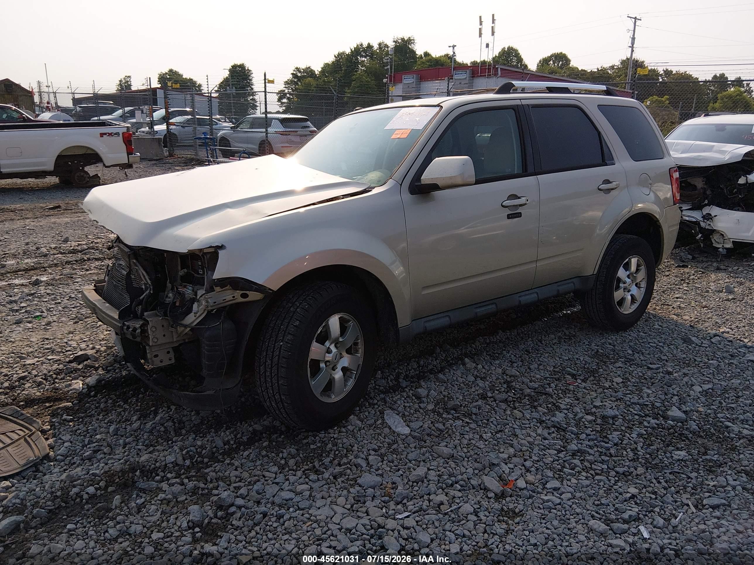 2012 Ford Escape Limited Золотой vin: 1FMCU0E75CKC37191
