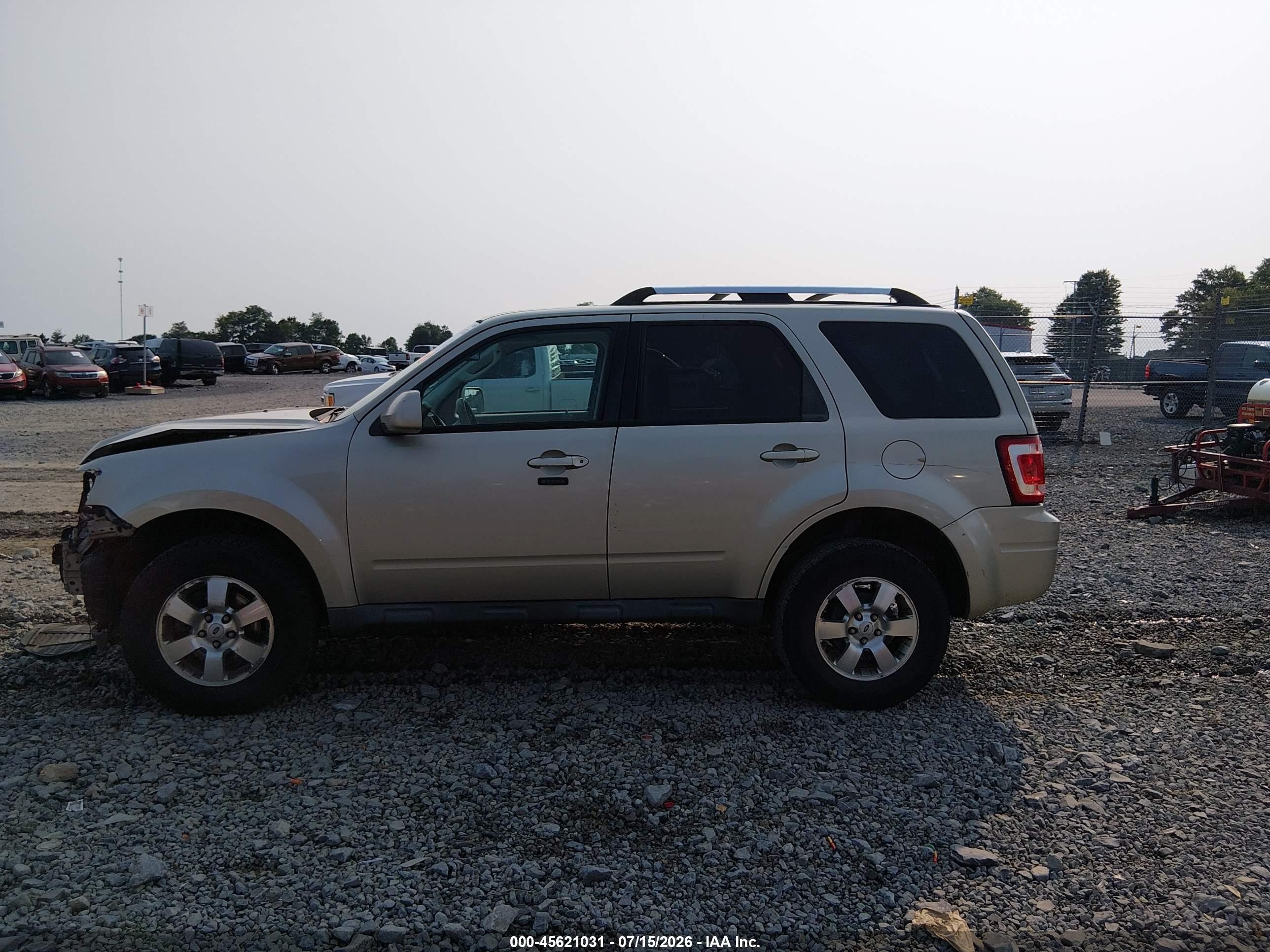 2012 Ford Escape Limited Золотой vin: 1FMCU0E75CKC37191