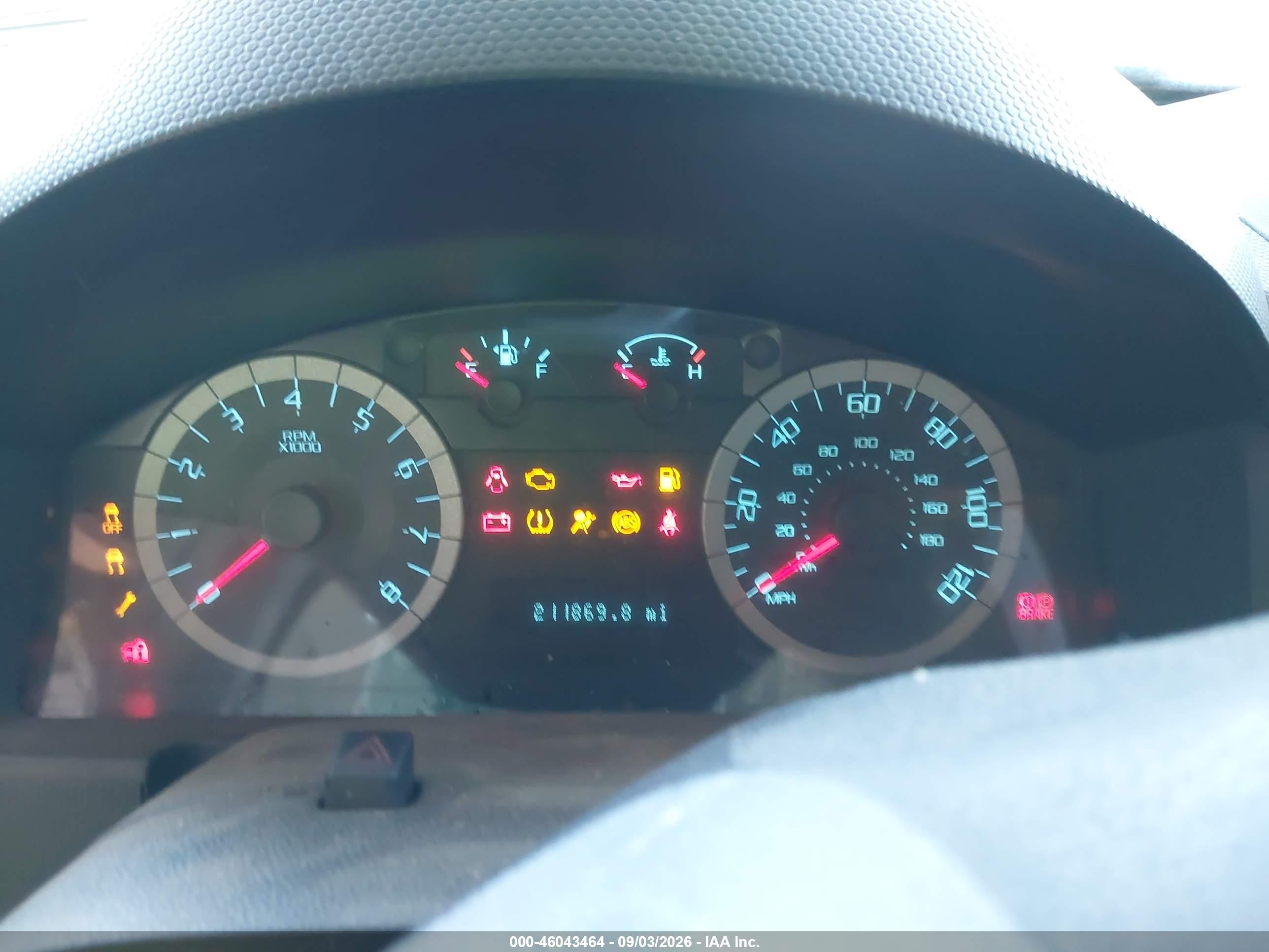 2011 Ford Escape Limited Серебряный vin: 1FMCU0E77BKB12773