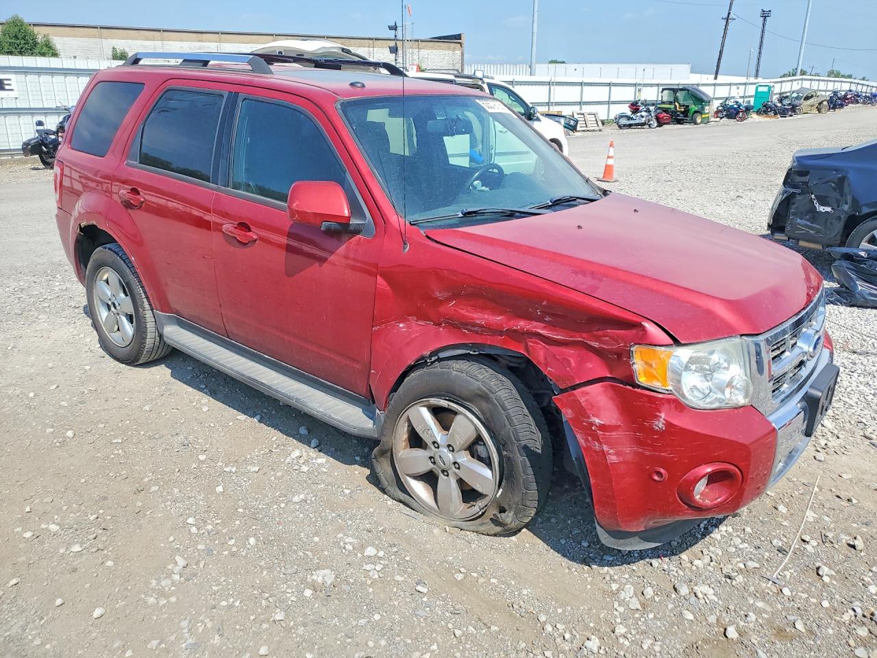 2011 Ford Escape Limited Red vin: 1FMCU0E77BKB32974