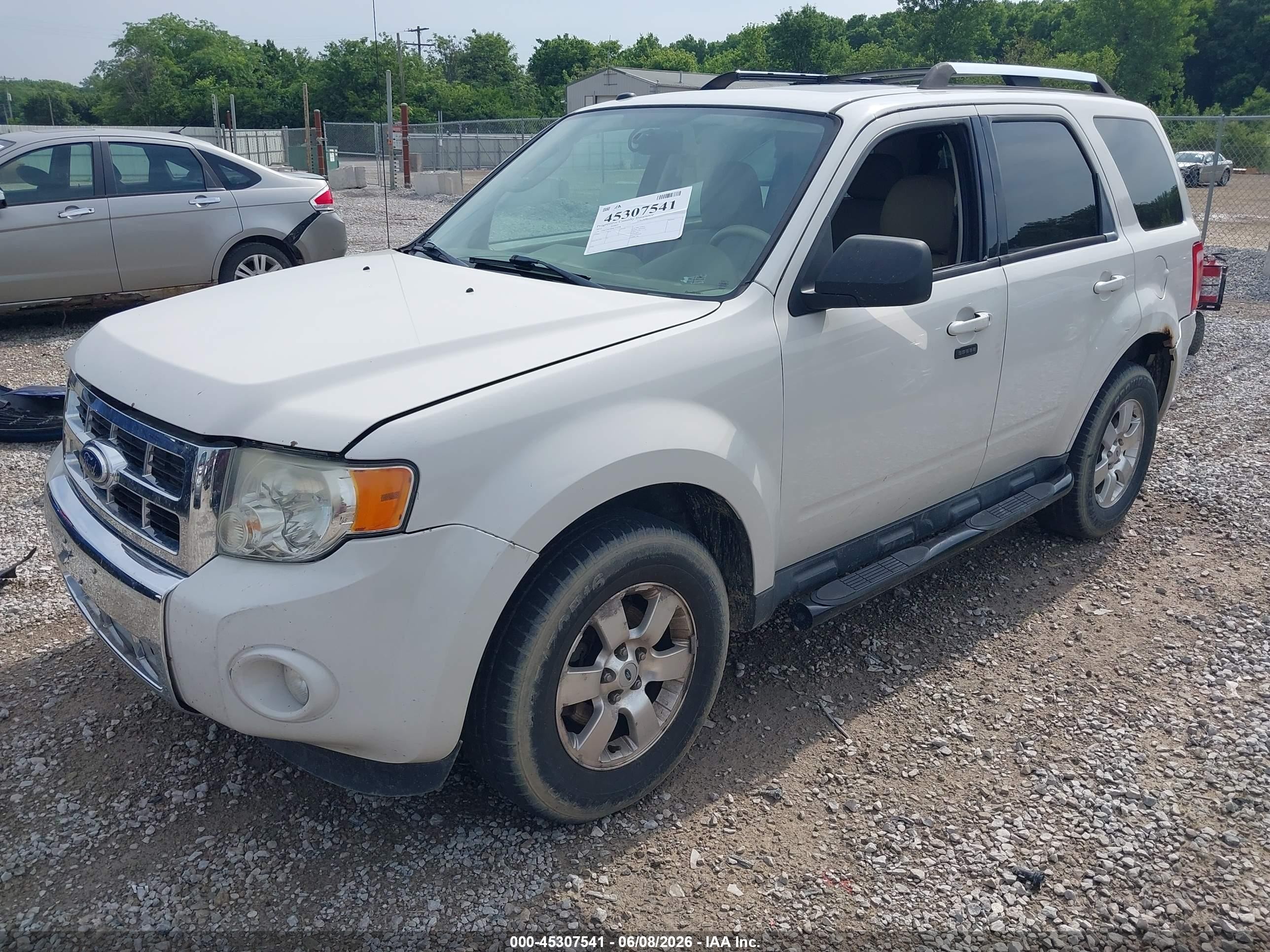 2011 Ford Escape Limited White vin: 1FMCU0E78BKA32298