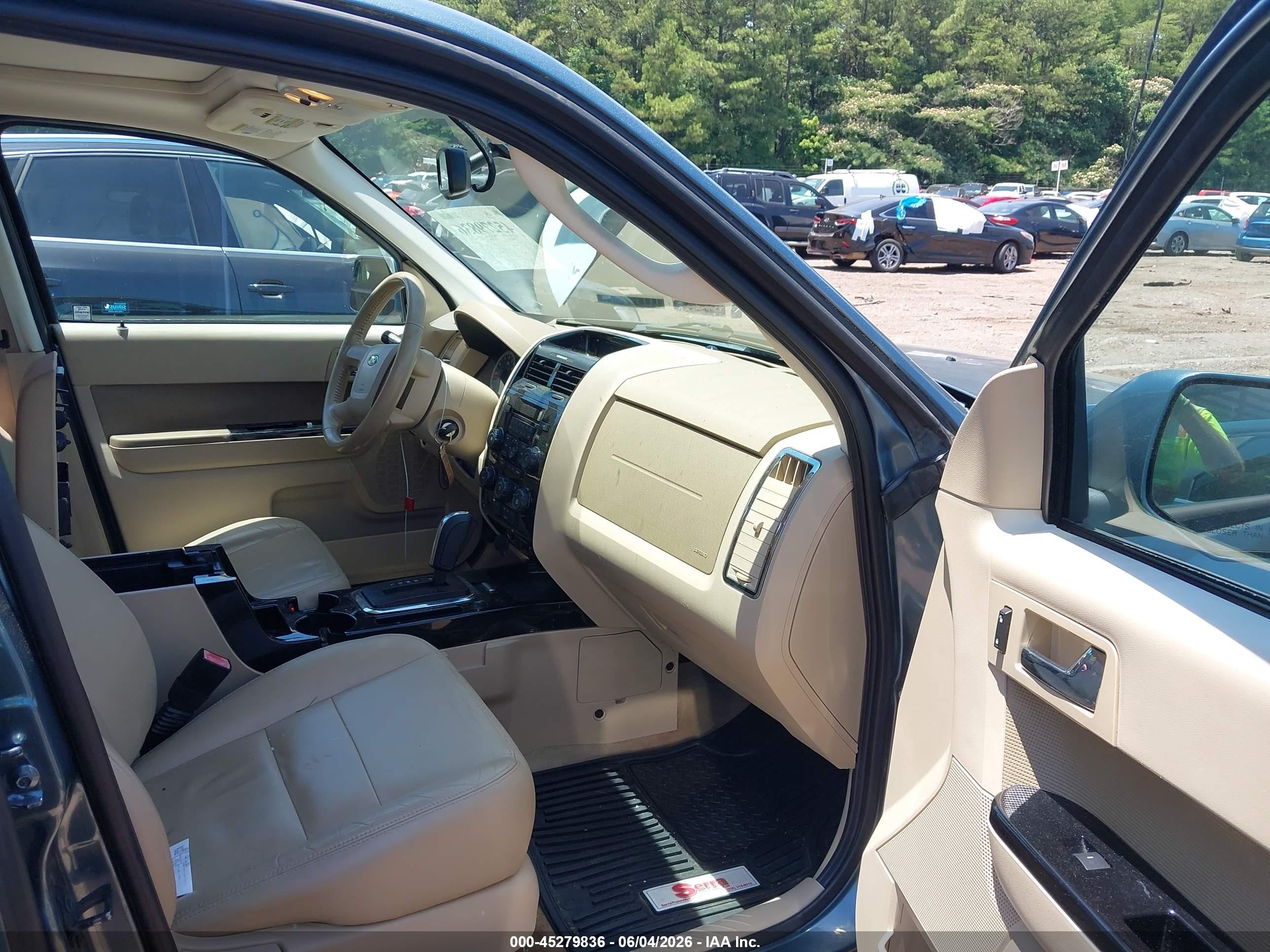 2011 Ford Escape Limited Blue vin: 1FMCU0E78BKB33132