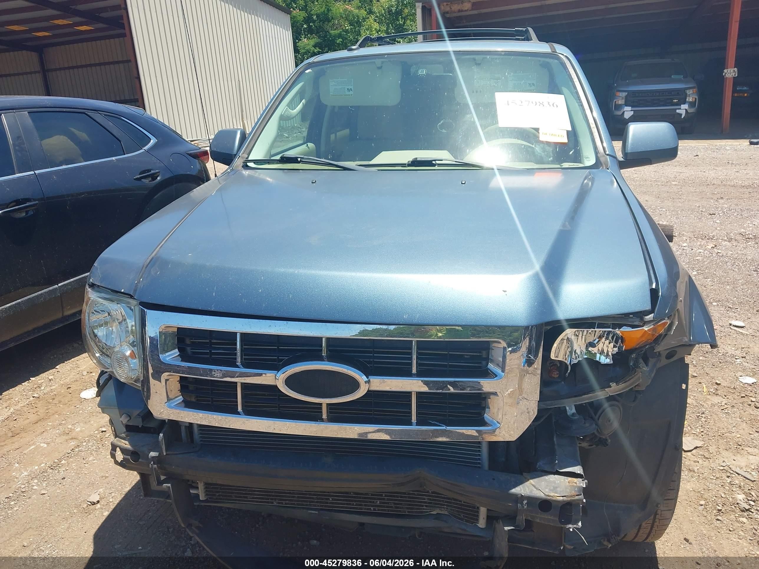 2011 Ford Escape Limited Blue vin: 1FMCU0E78BKB33132