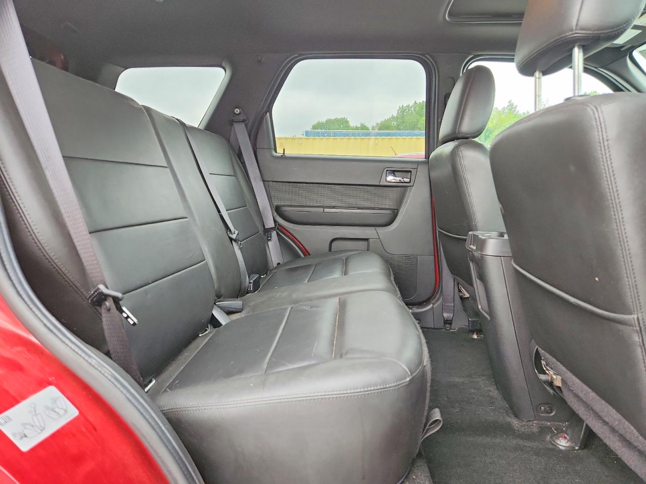 2012 Ford Escape Limited Red vin: 1FMCU0E78CKC28808