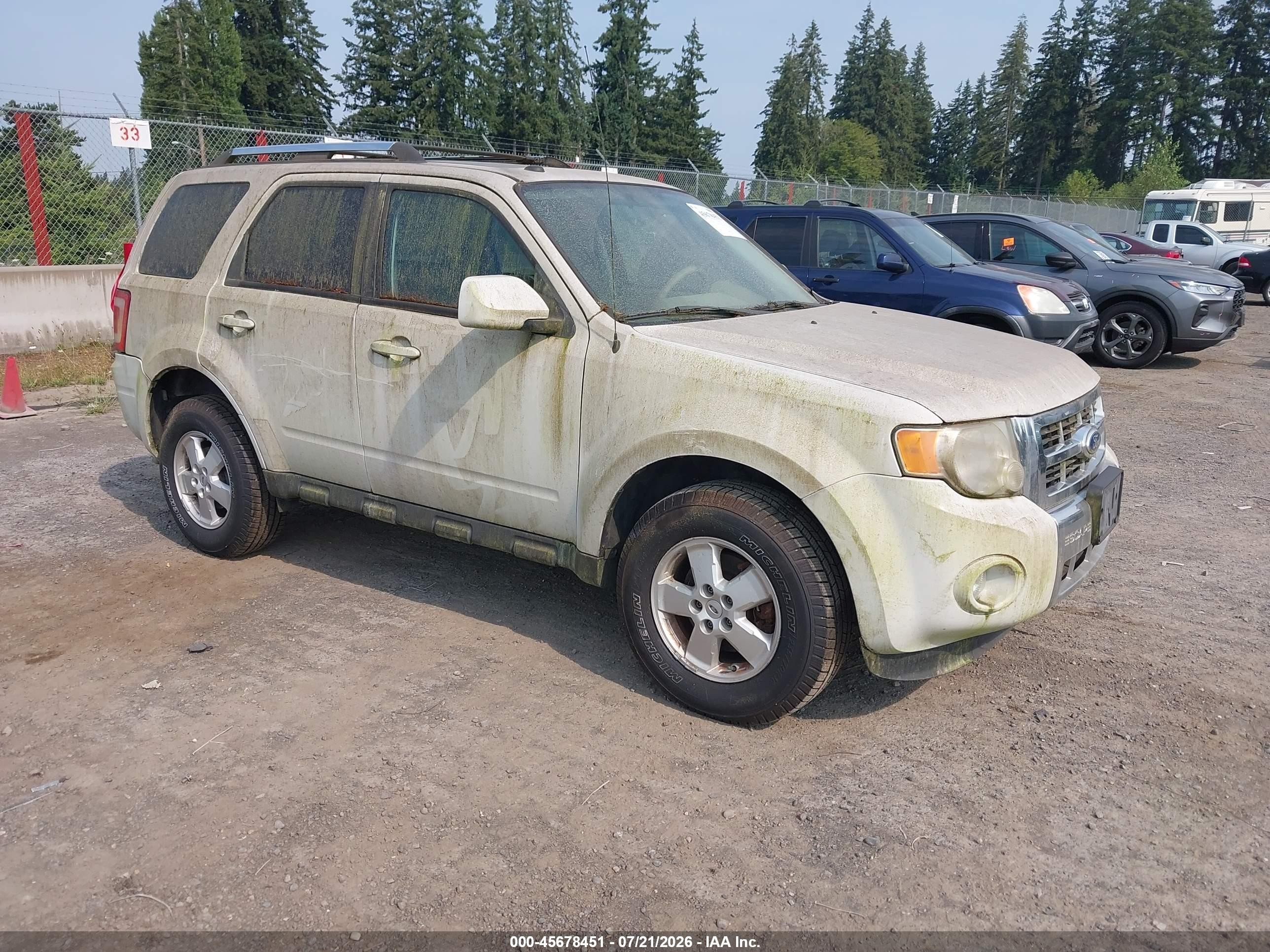 2012 Ford Escape Limited White vin: 1FMCU0E79CKB11836