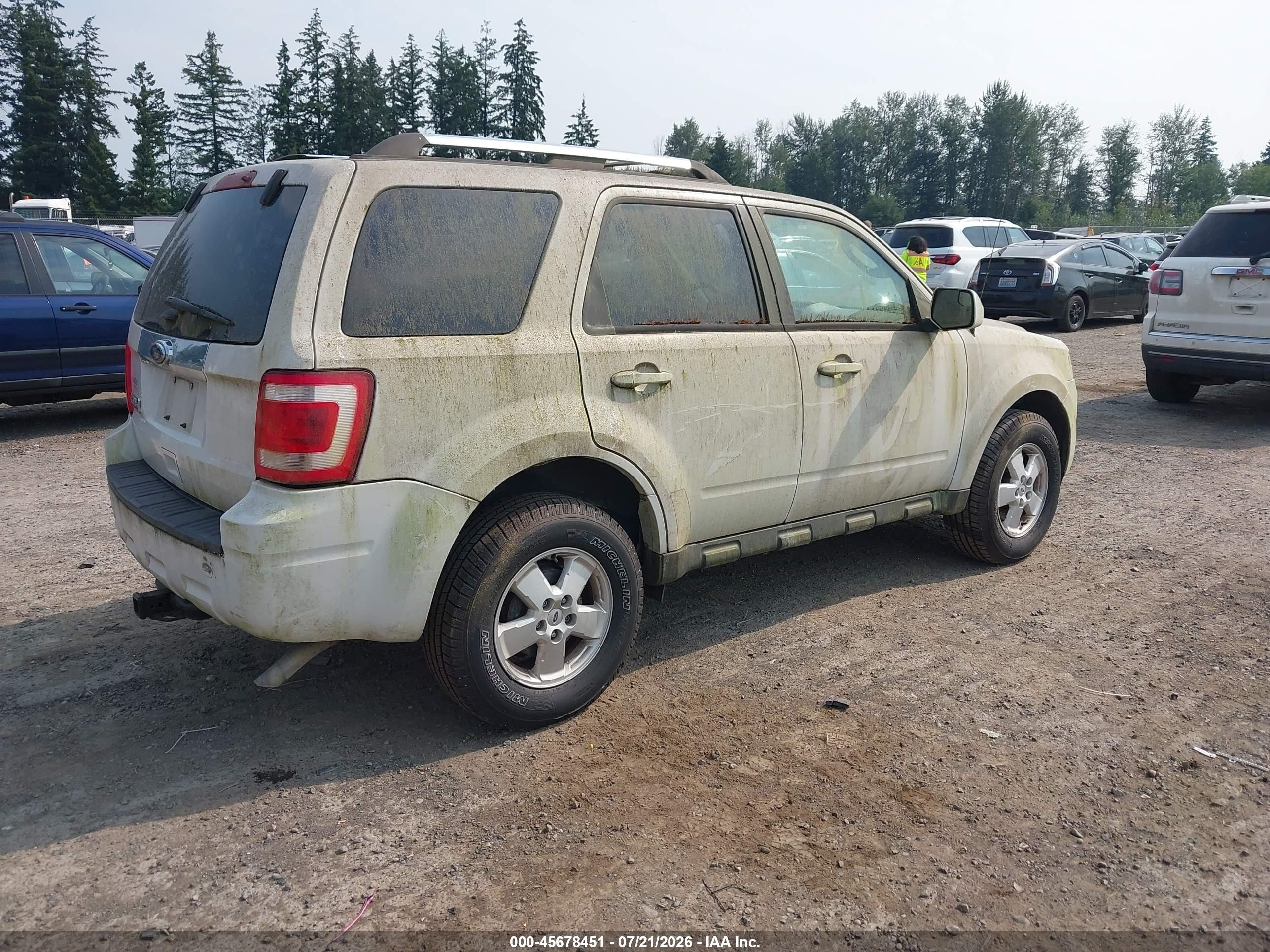 2012 Ford Escape Limited White vin: 1FMCU0E79CKB11836