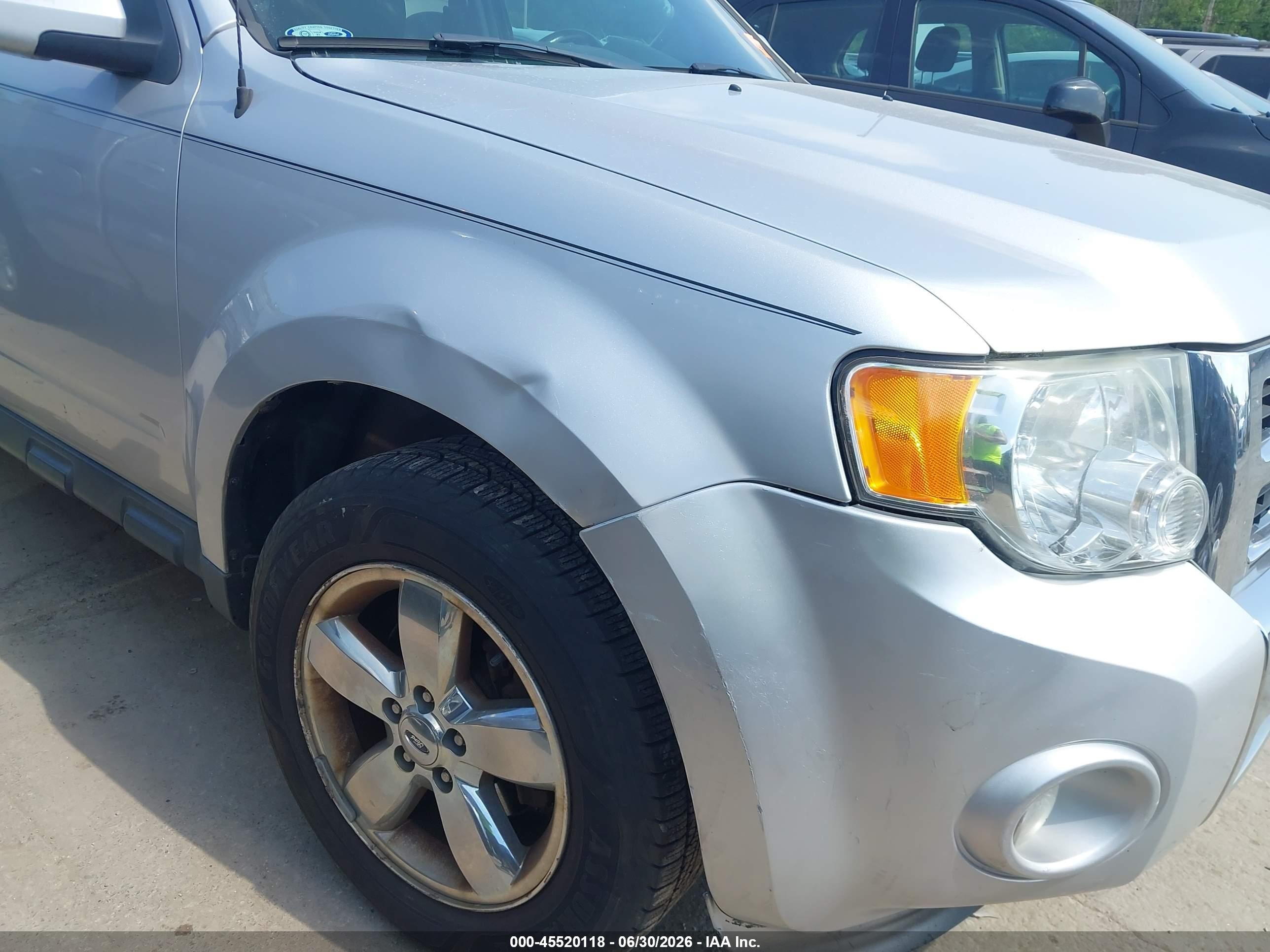 2012 Ford Escape Limited Silver vin: 1FMCU0E79CKB77688