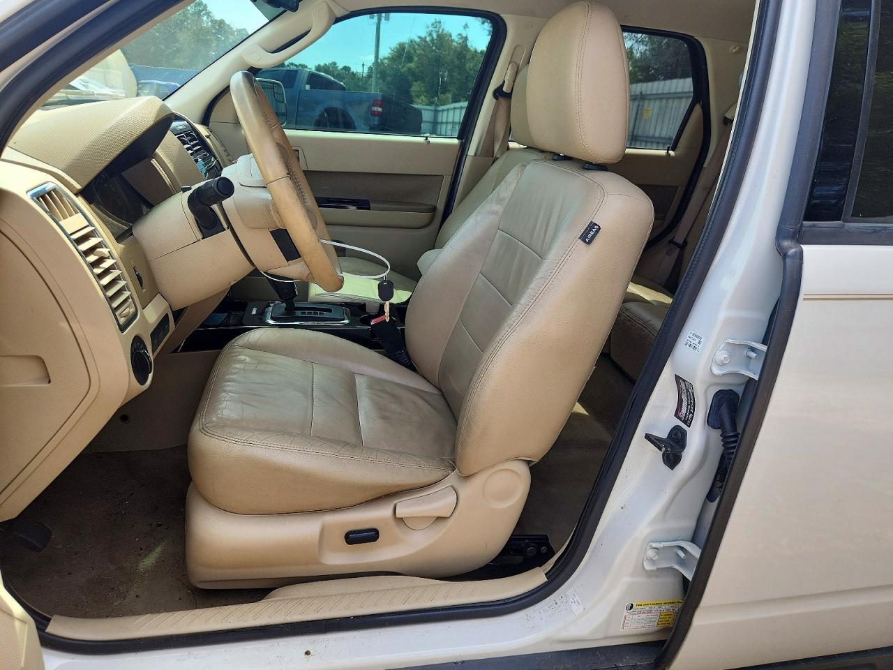 2012 Ford Escape Limited White vin: 1FMCU0E79CKB93633