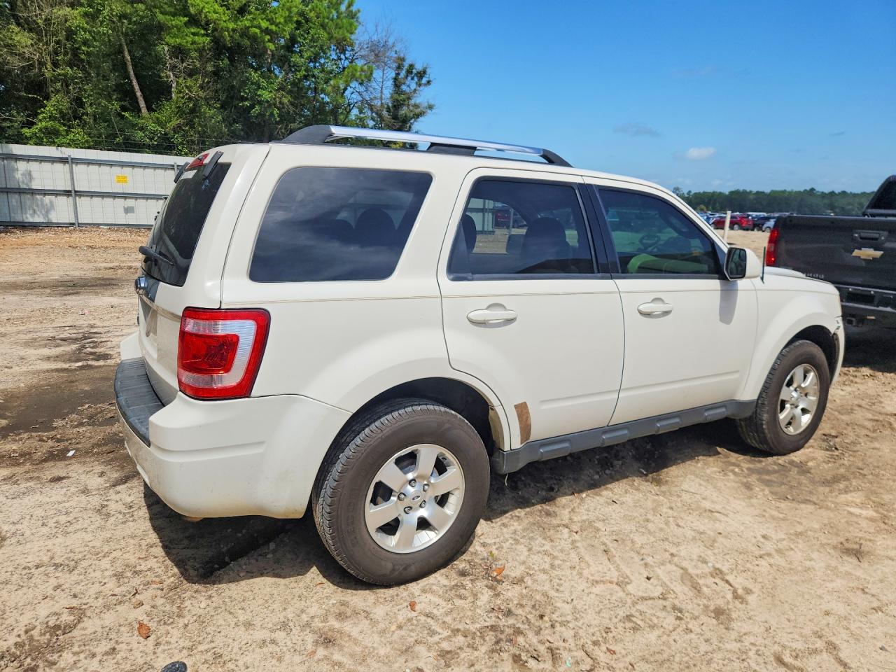 2012 Ford Escape Limited White vin: 1FMCU0E79CKB93633
