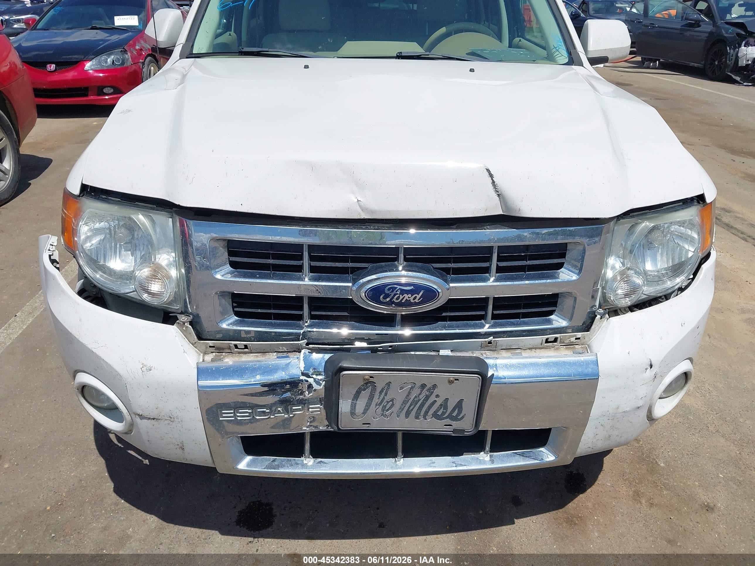 2012 Ford Escape Limited Белый vin: 1FMCU0E79CKC36187