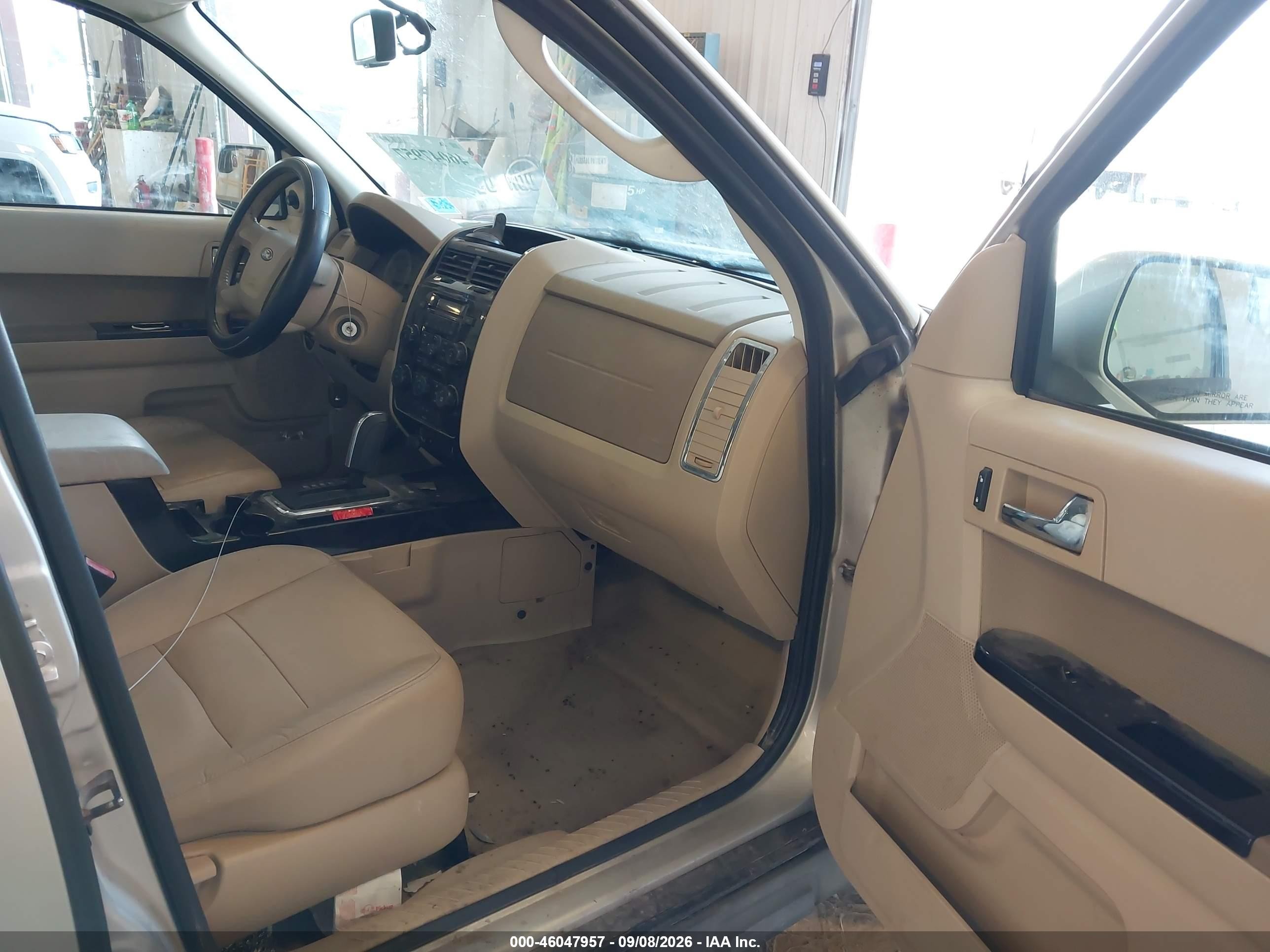 2010 Ford Escape Limited Gold vin: 1FMCU0E7XAKB08988