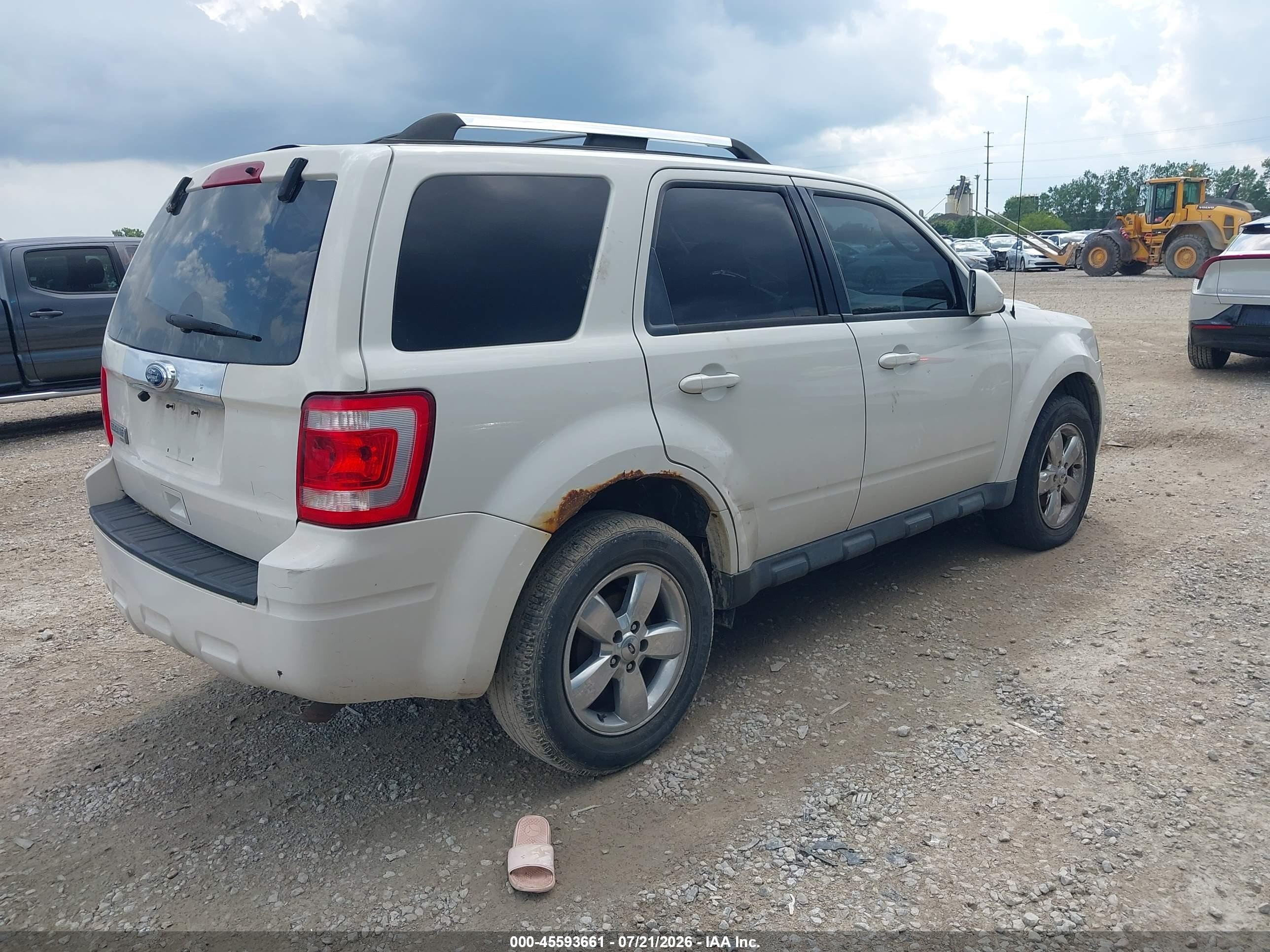 2012 Ford Escape Limited White vin: 1FMCU0E7XCKA13544