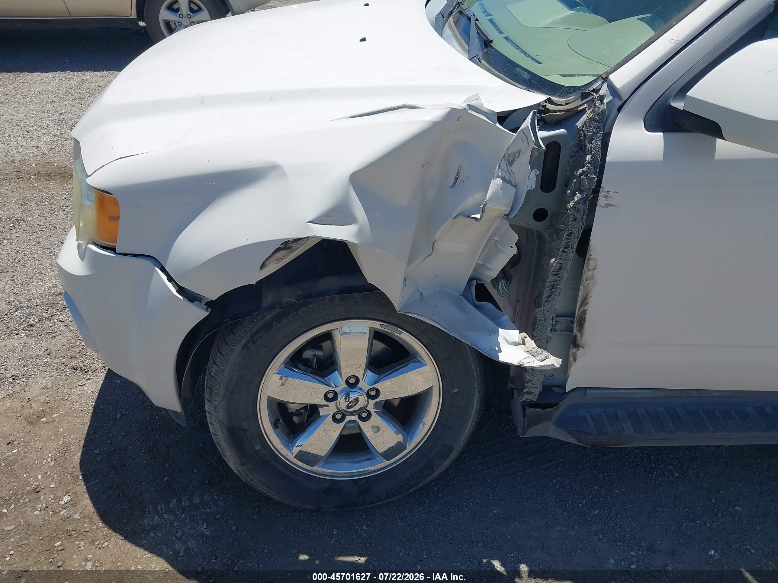 2012 Ford Escape Limited White vin: 1FMCU0E7XCKA65207