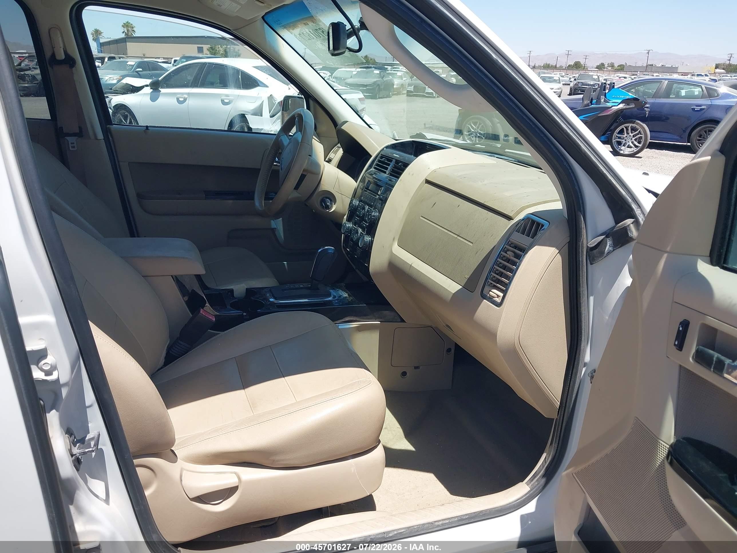 2012 Ford Escape Limited White vin: 1FMCU0E7XCKA65207