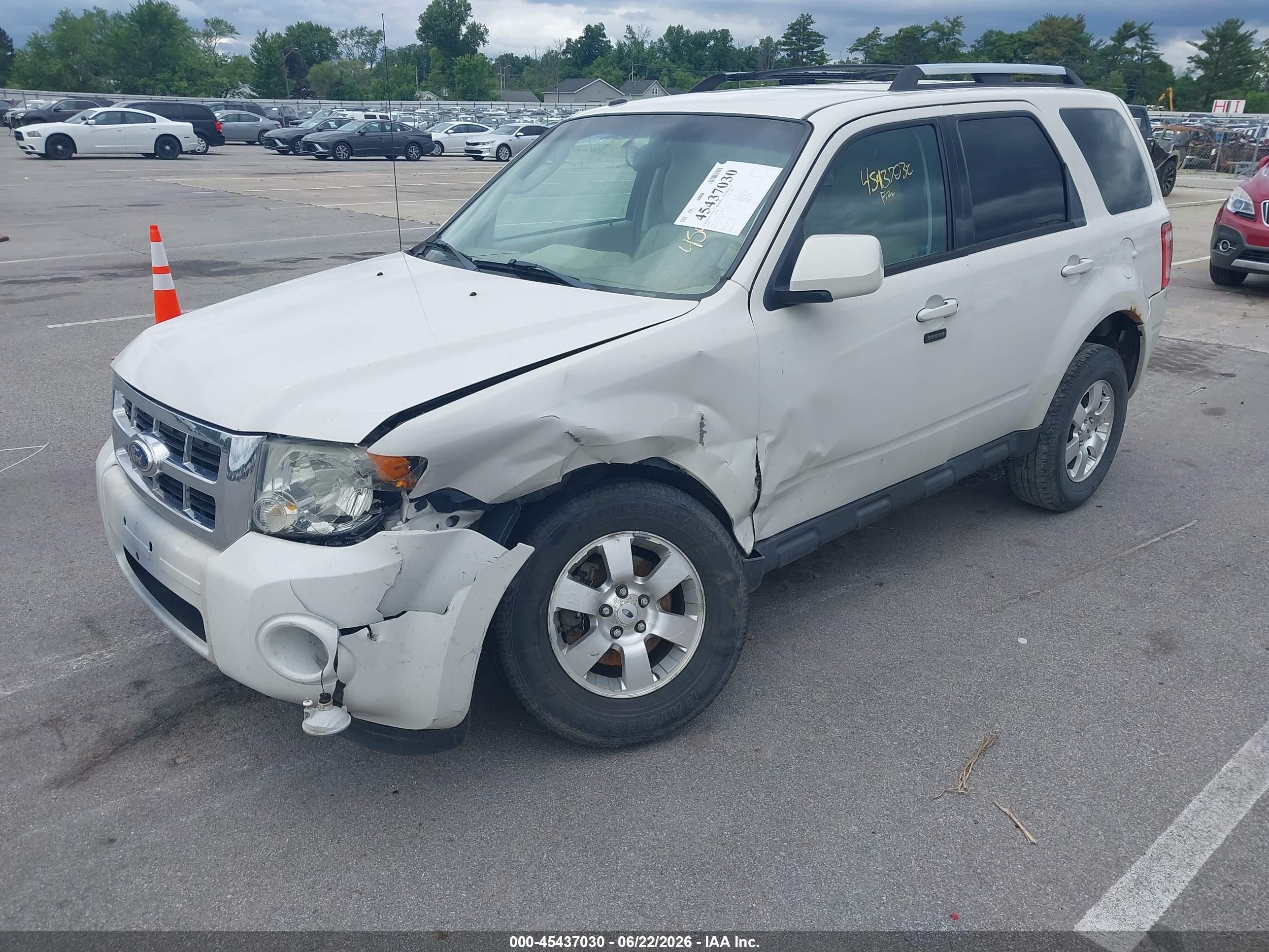 2012 Ford Escape Limited White vin: 1FMCU0E7XCKB06581