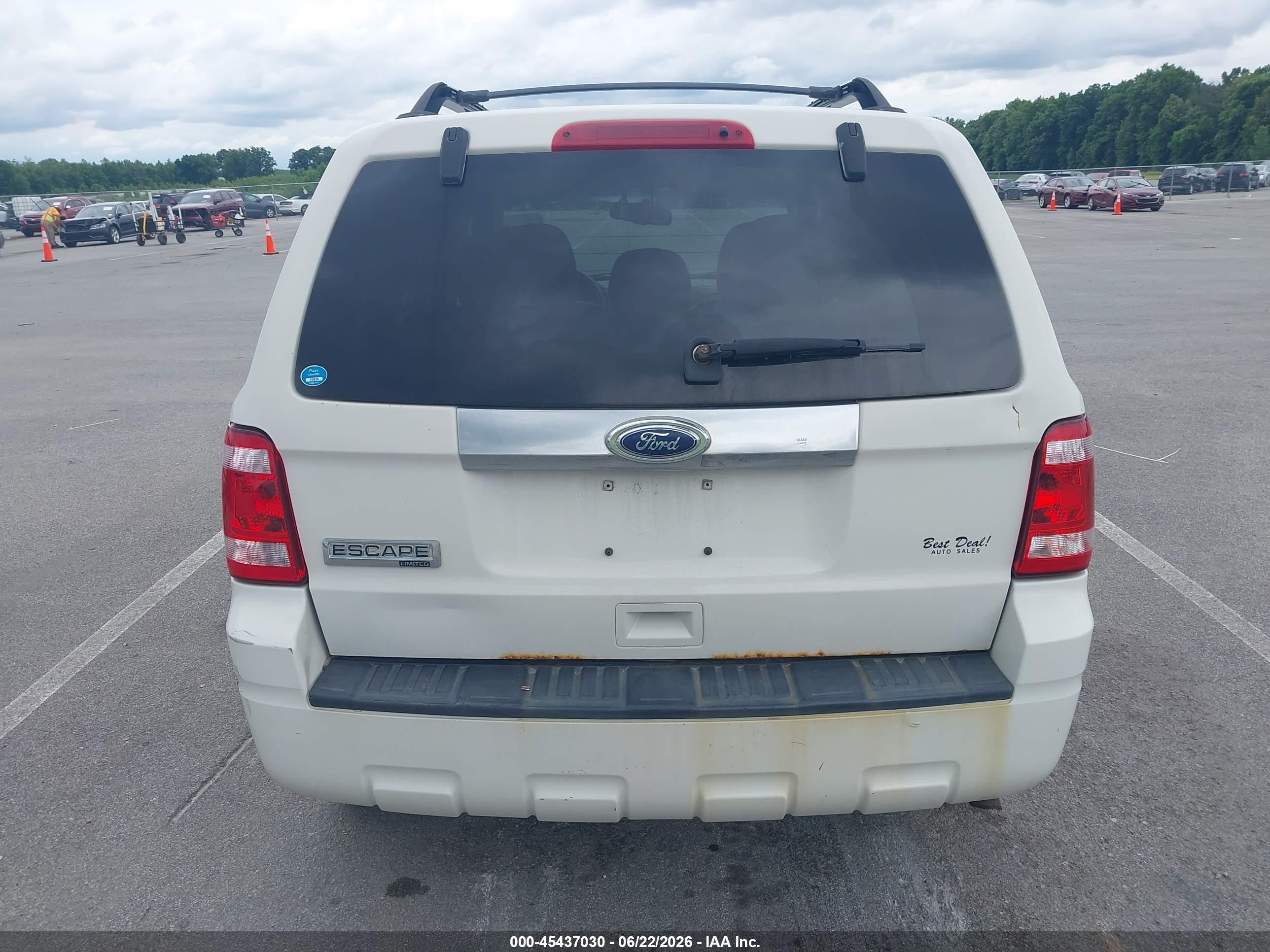 2012 Ford Escape Limited White vin: 1FMCU0E7XCKB06581