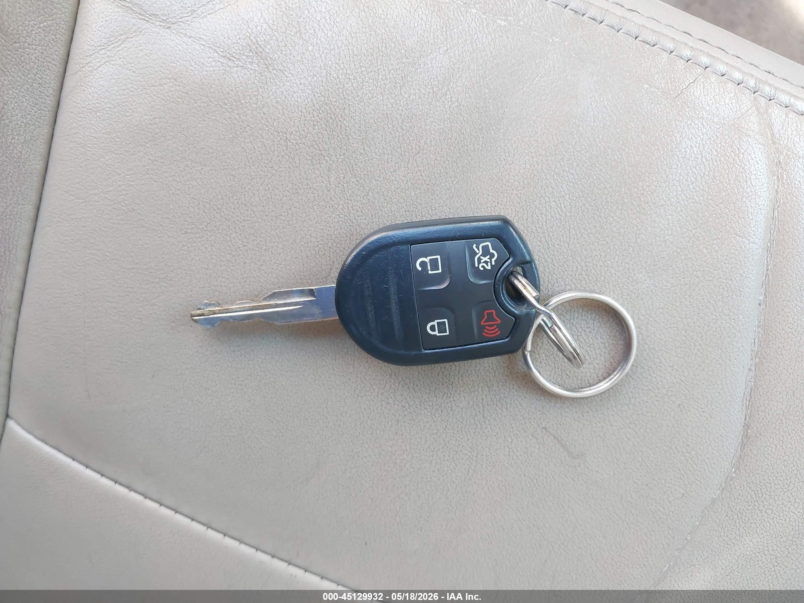 2010 Ford Escape Limited Tan vin: 1FMCU0EG0AKA69246