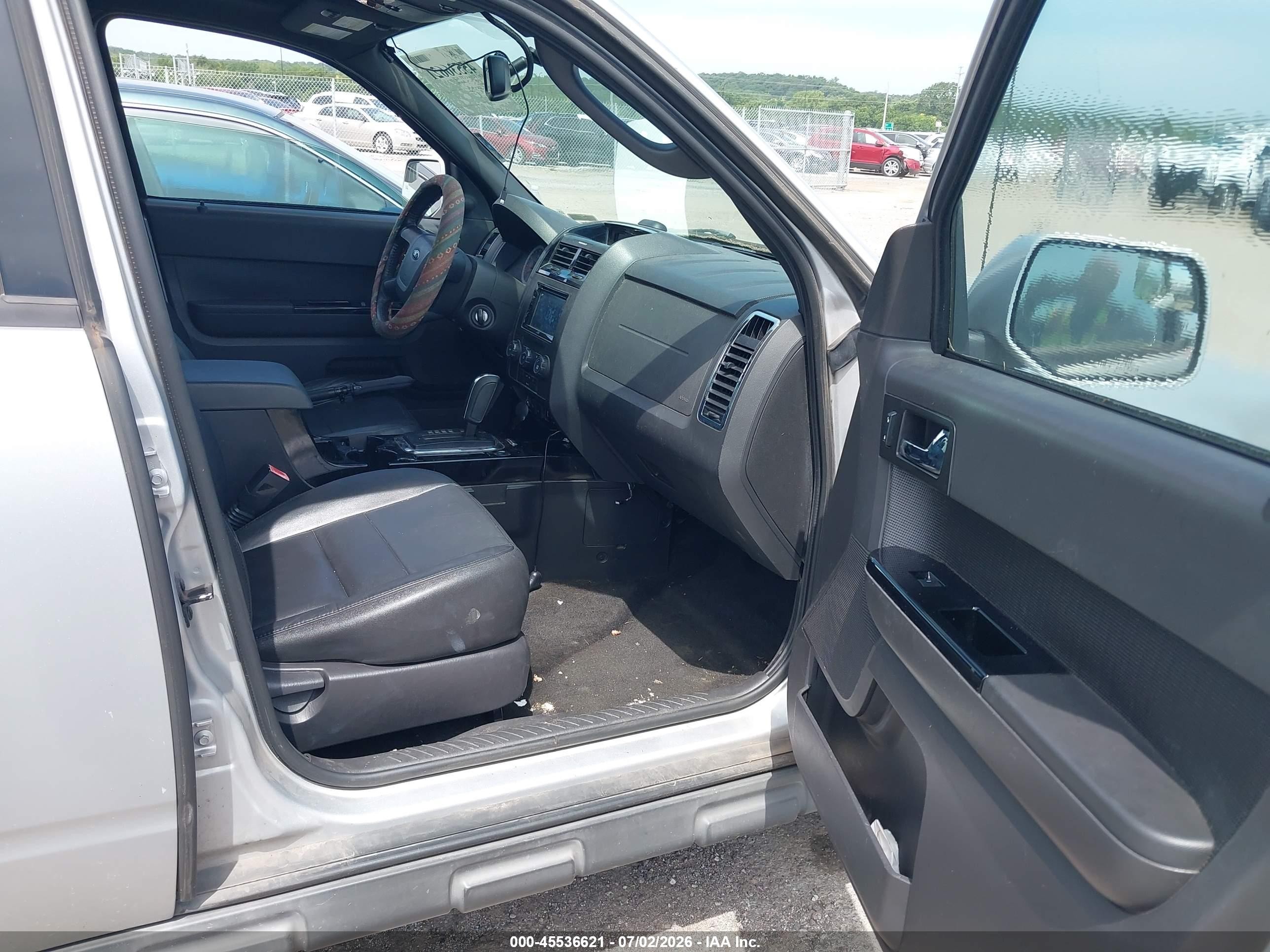 2011 Ford Escape Limited Silver vin: 1FMCU0EG0BKB90585