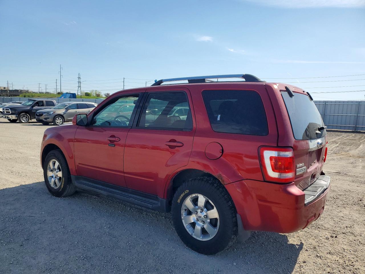 2012 Ford Escape Red vin: 1FMCU0EG0CKC85407