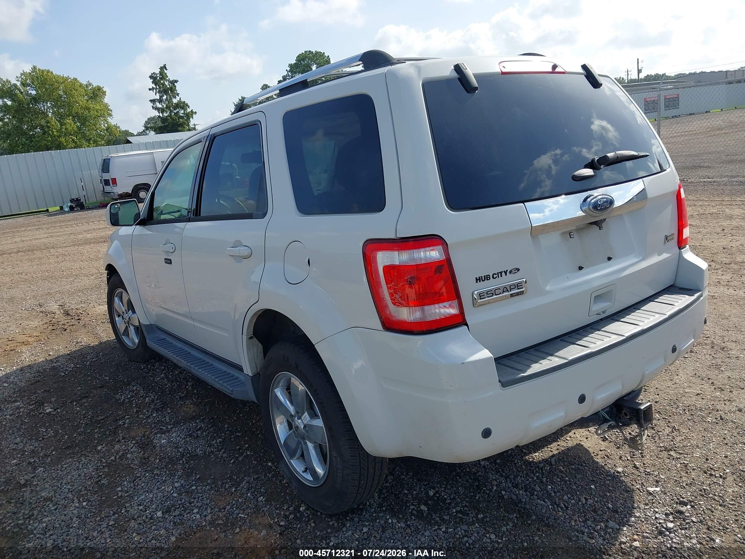2011 Ford Escape Limited White vin: 1FMCU0EG1BKA85957